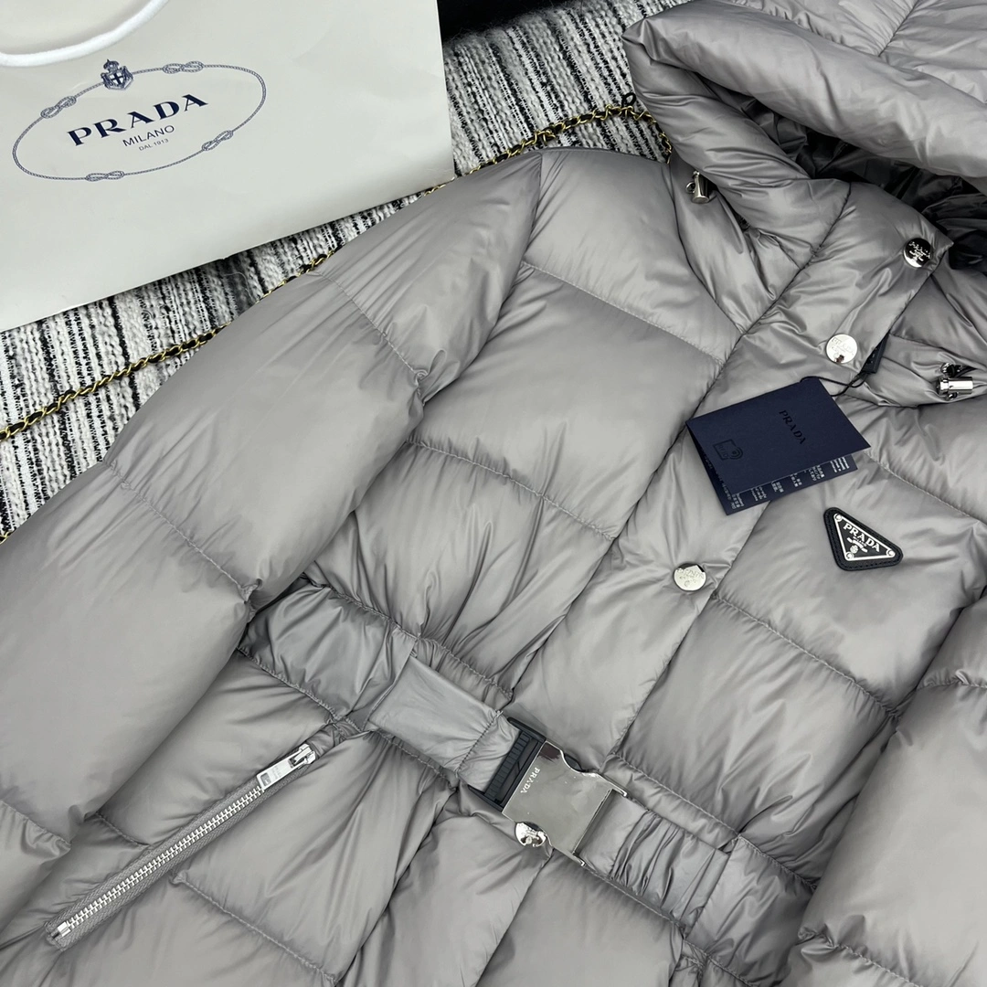 Prada Down Jackets EasyMatch 172489