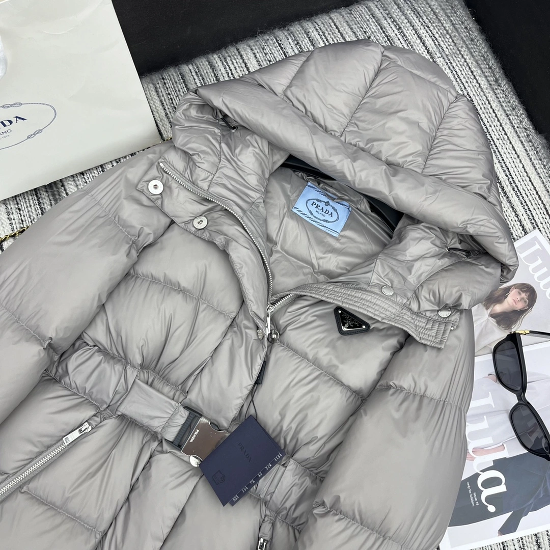 Prada Down Jackets EasyMatch 172489