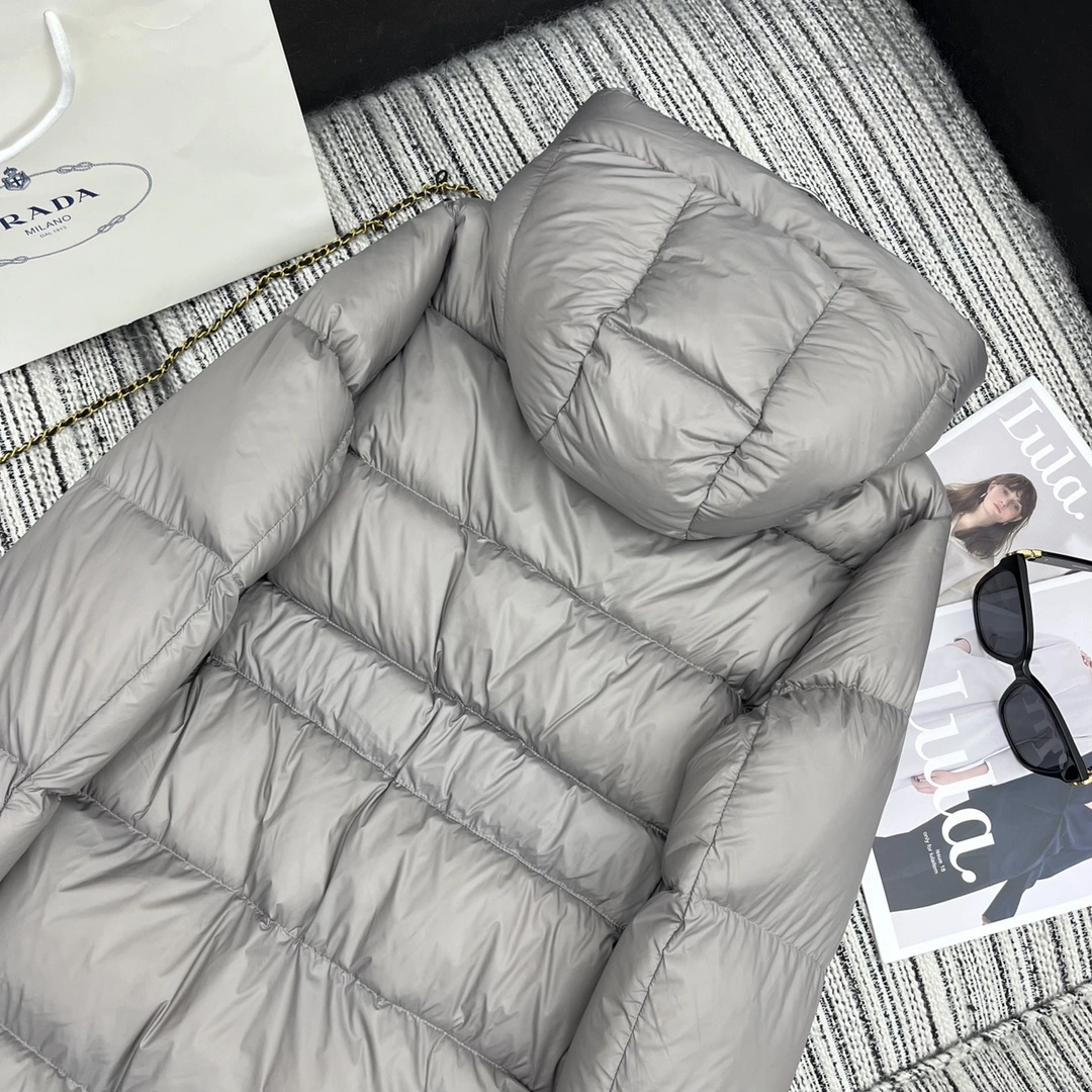 Prada Down Jackets EasyMatch 172489