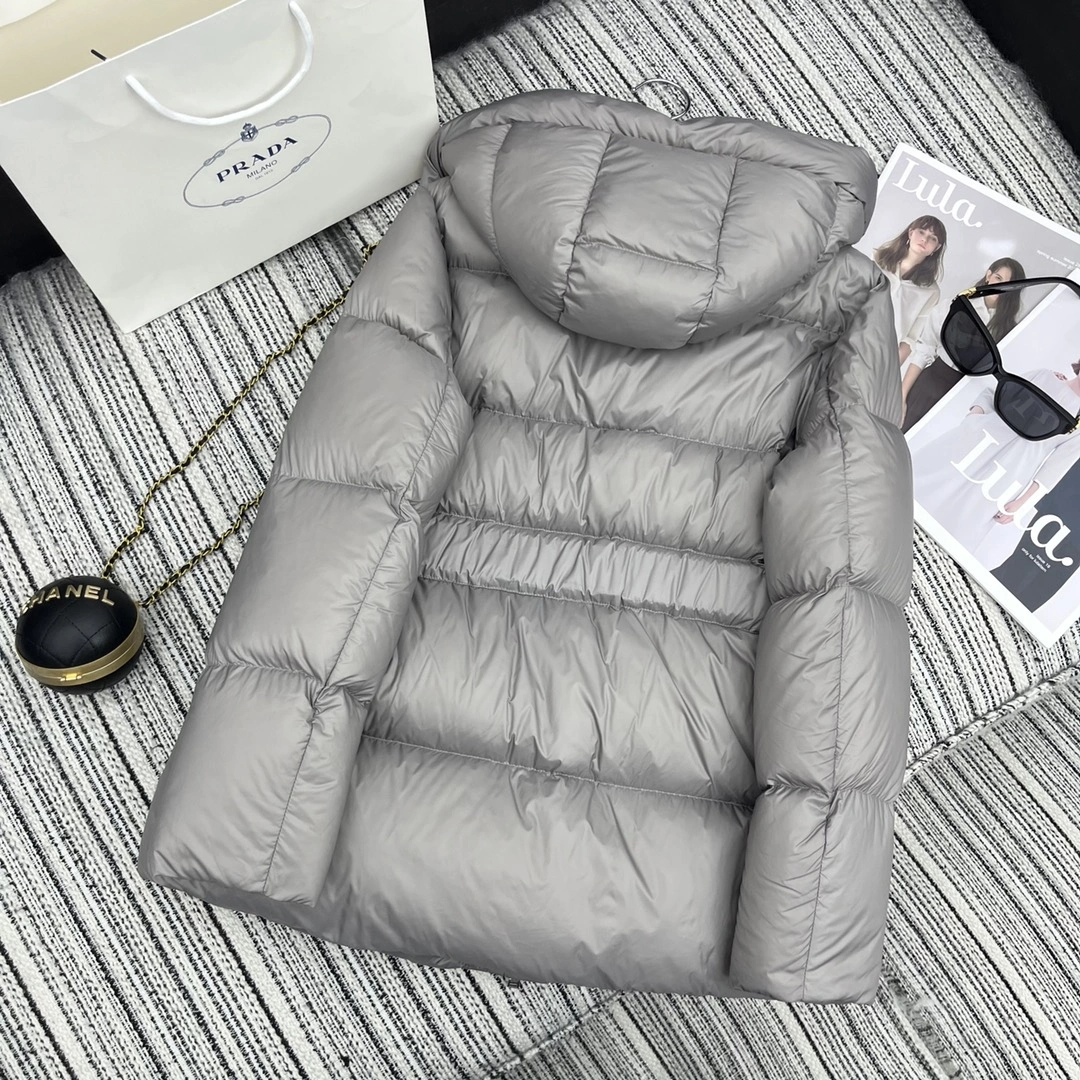 Prada Down Jackets Sleek 172455