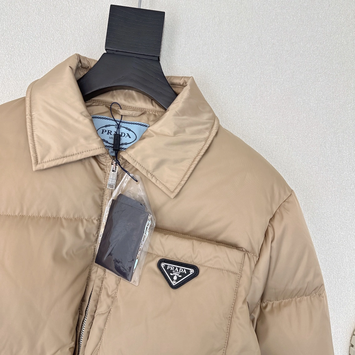 Prada Down Jackets Original 172467