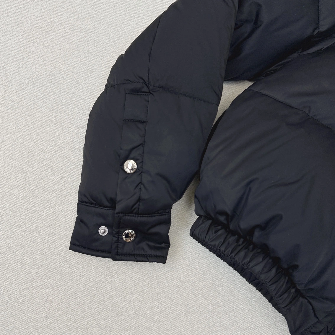 Prada Down Jackets Unisex 172452