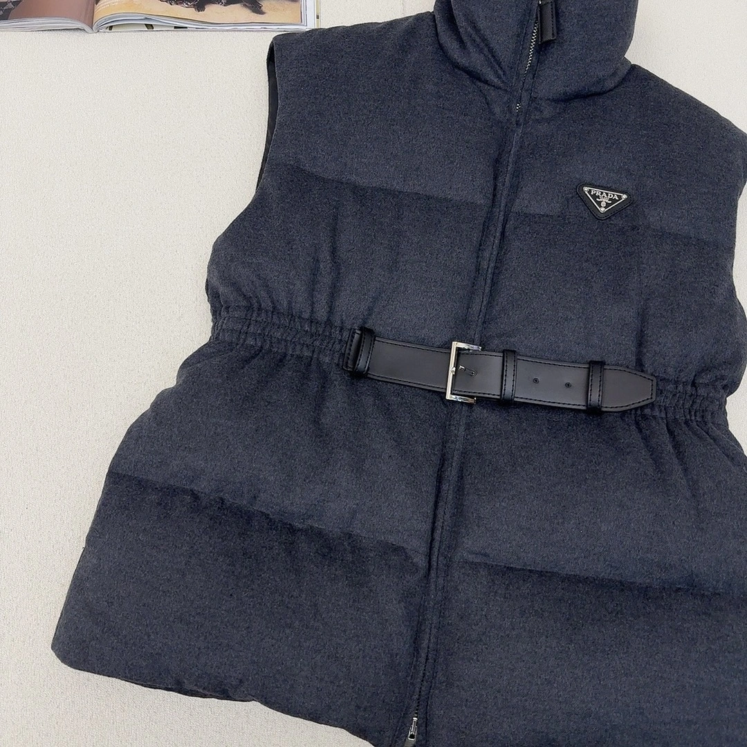 Prada Down Jackets Snug 172474