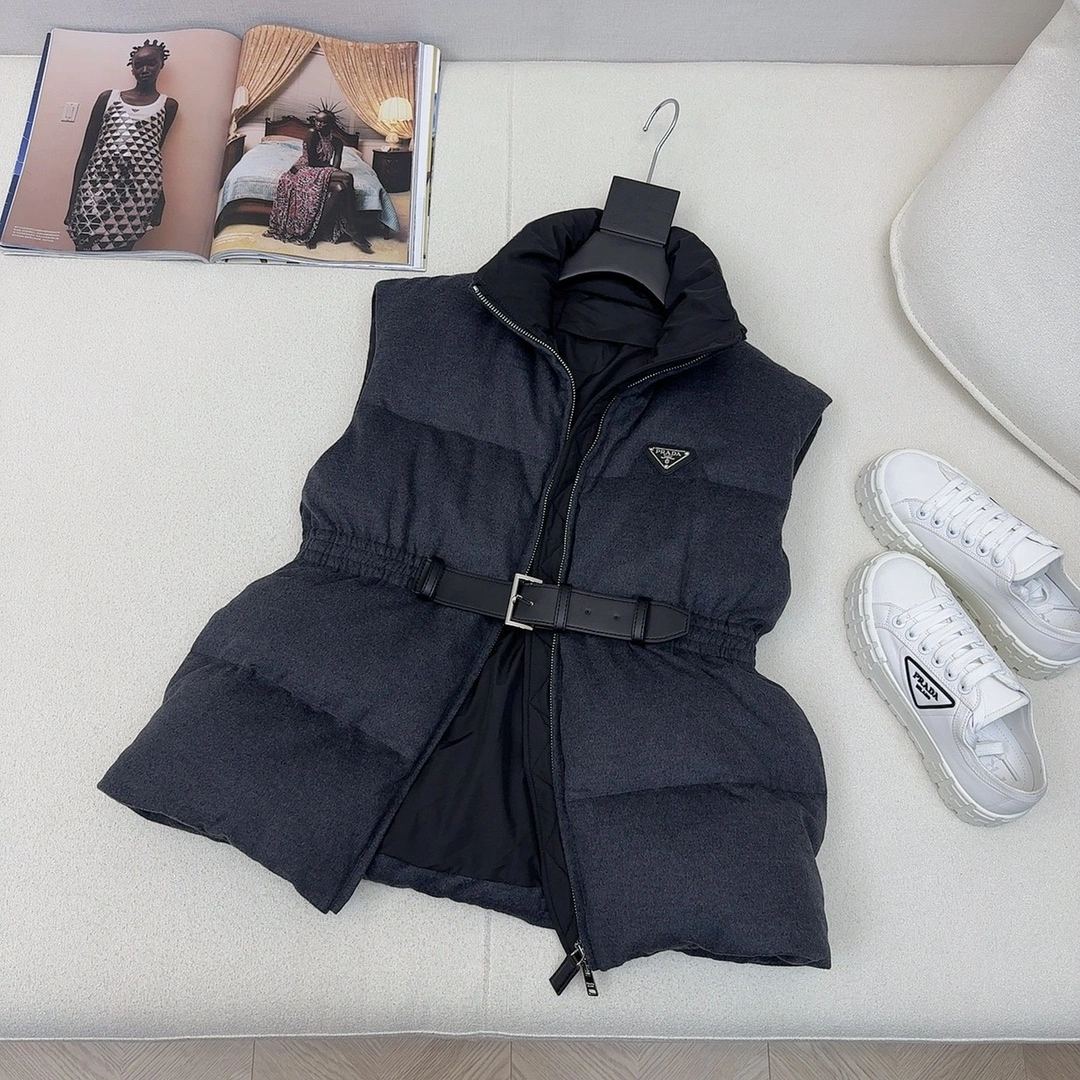 Prada Down Jackets Snug 172474
