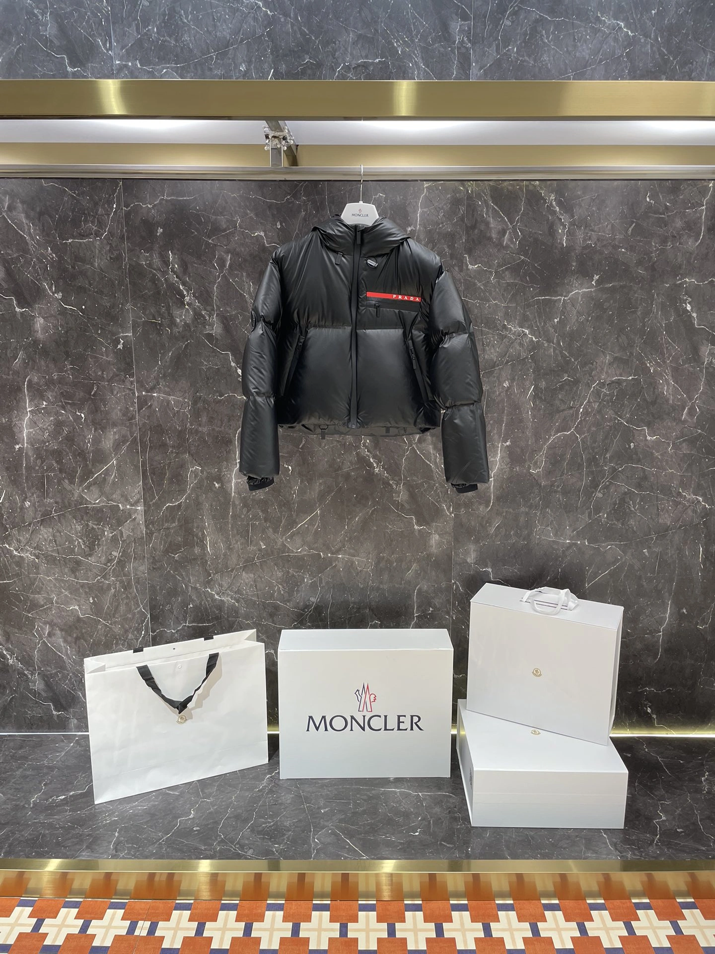 Prada Down Jackets HighPerformance 172450