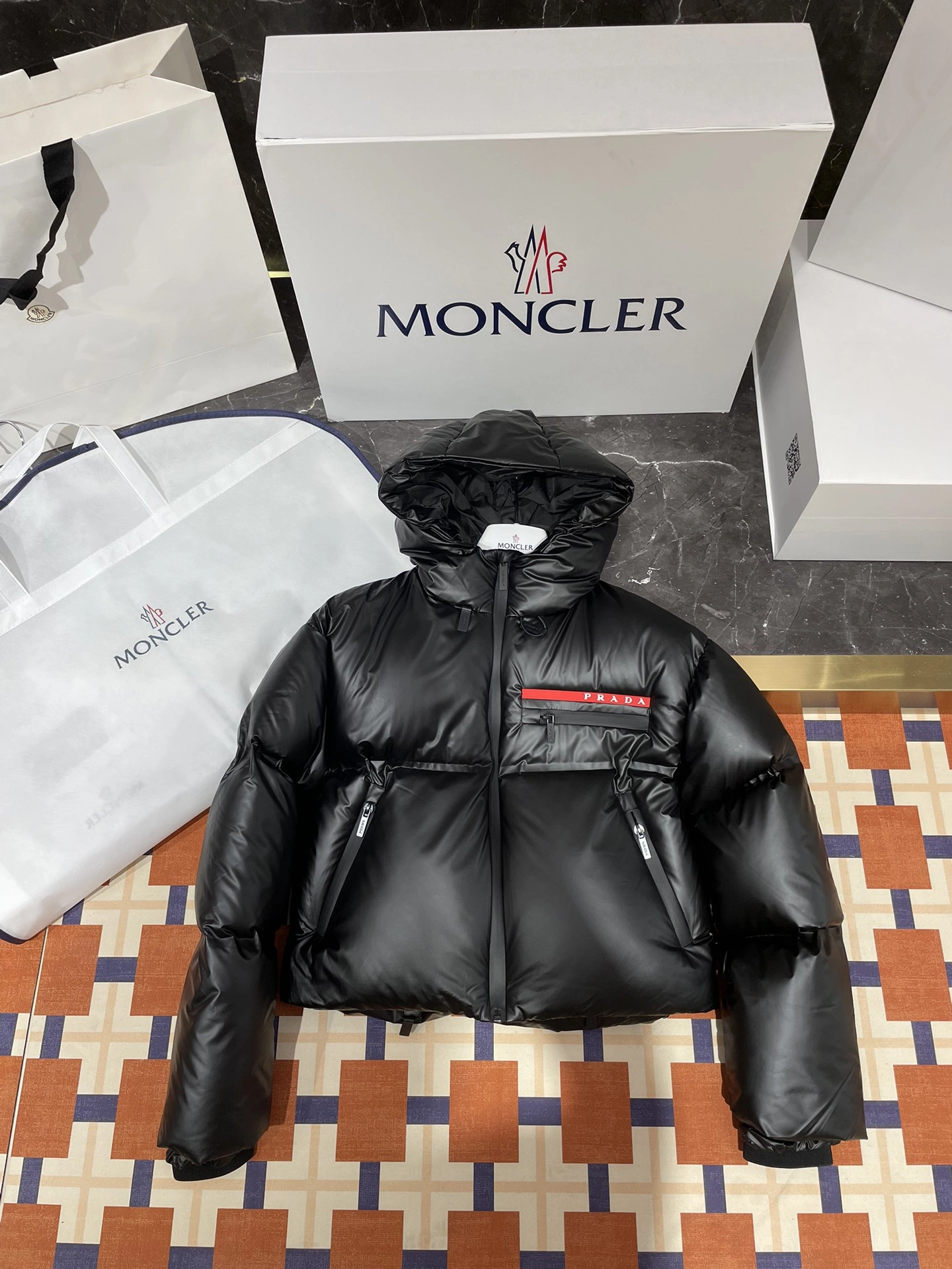 Prada Down Jackets HighPerformance 172450