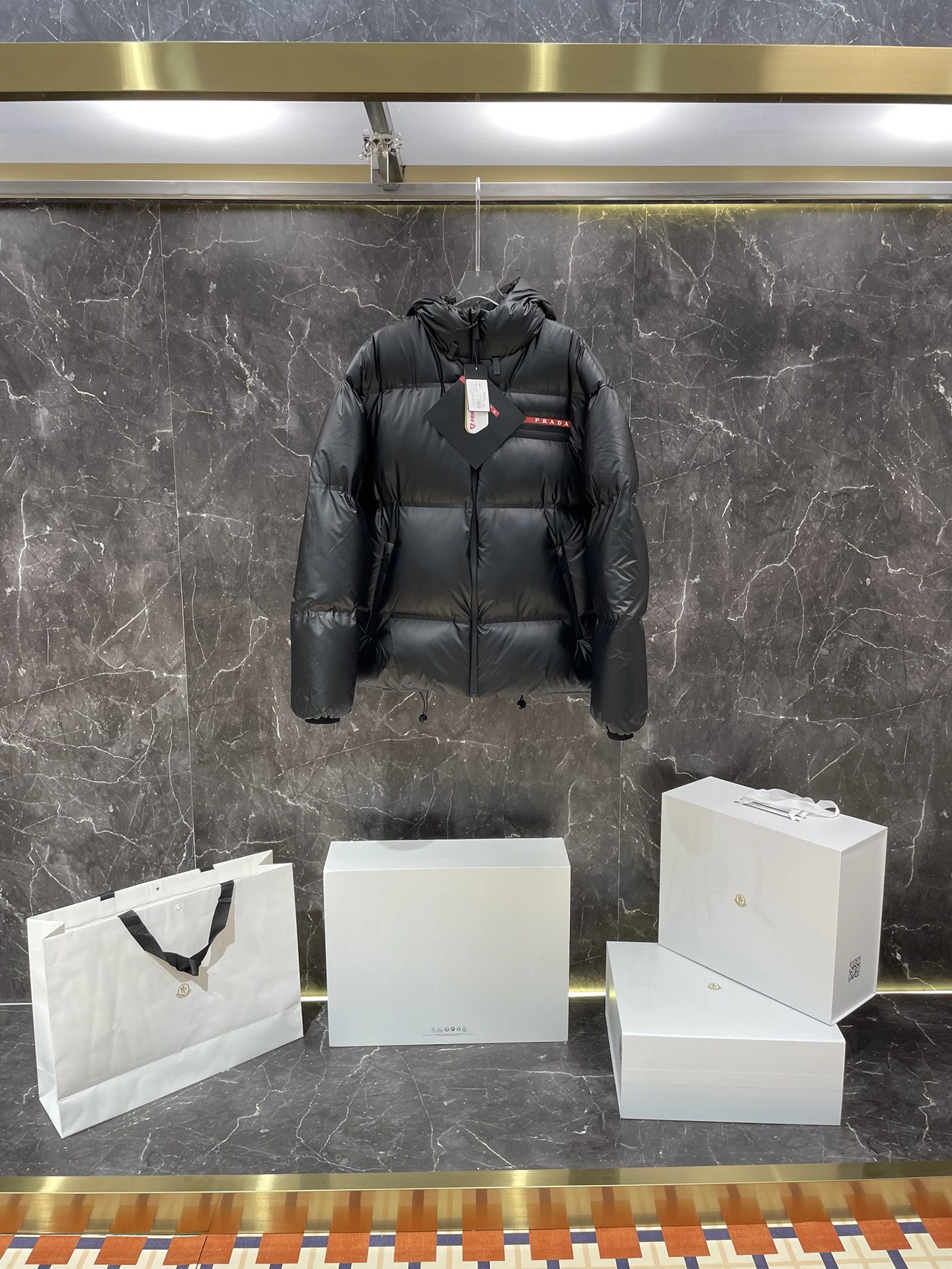 Breathable Prada Down Jackets 172537