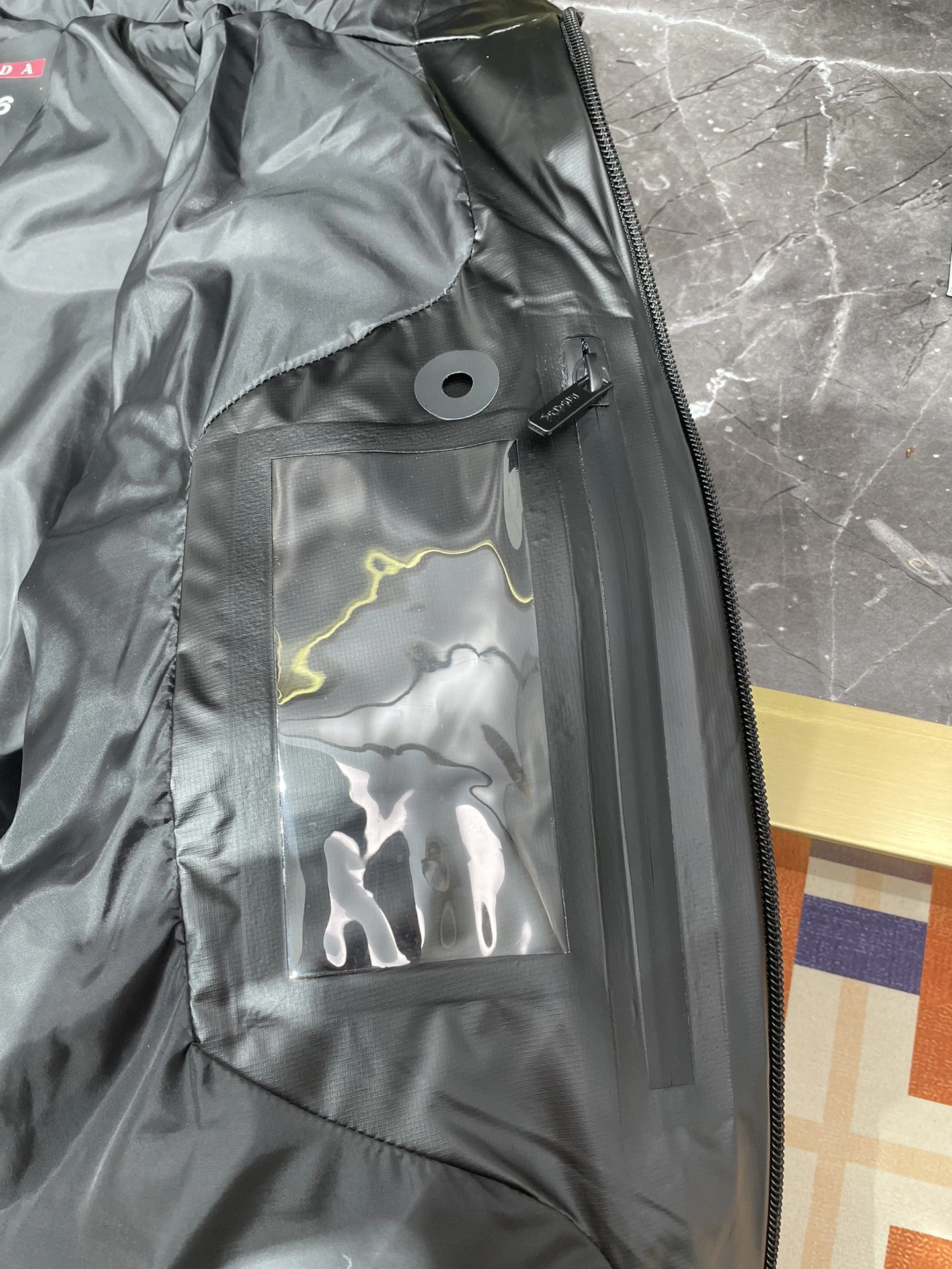Breathable Prada Down Jackets 172537