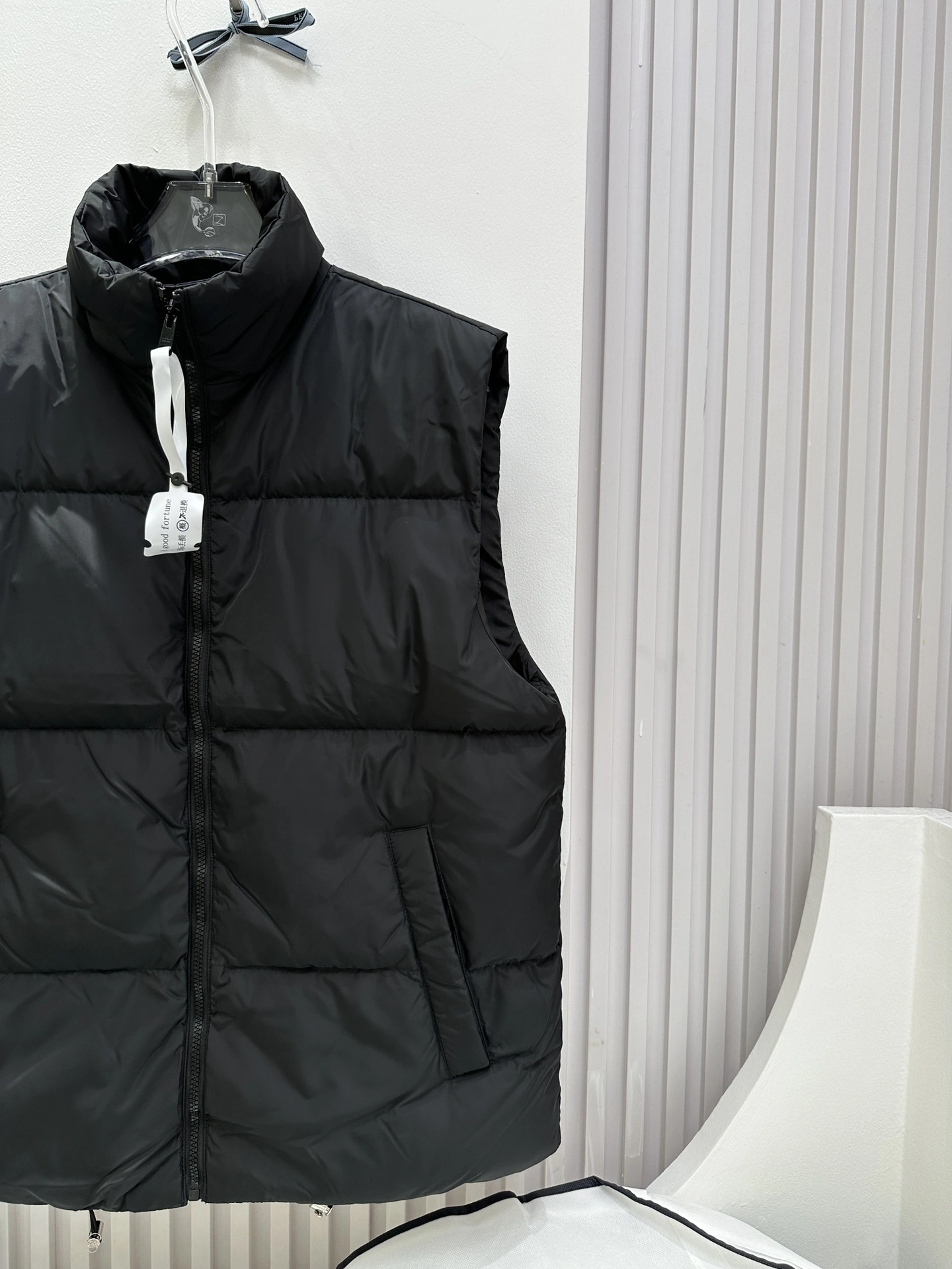Prada Down Jackets Elegant 172448