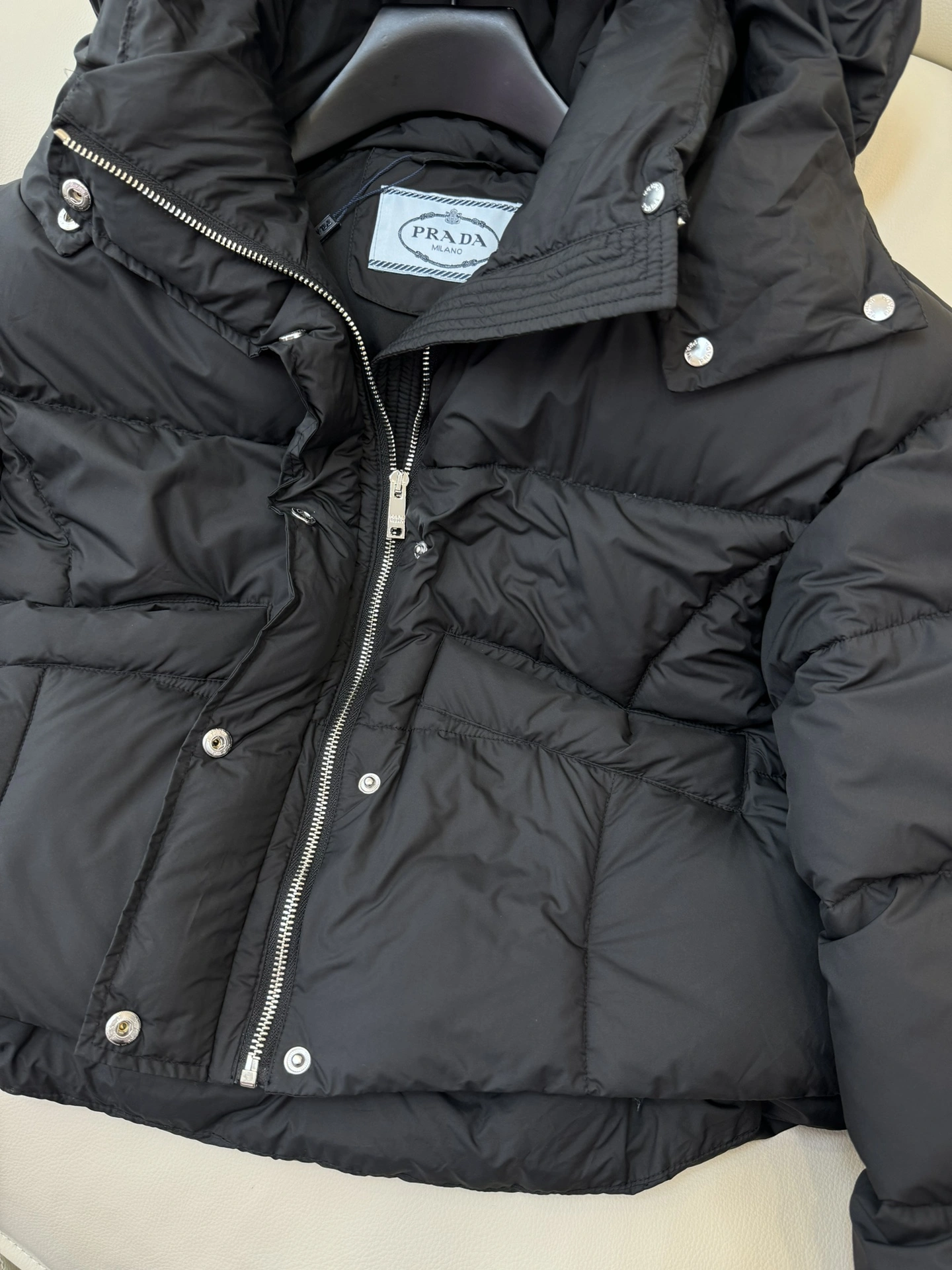WellDesigned Prada Down Jackets 172444
