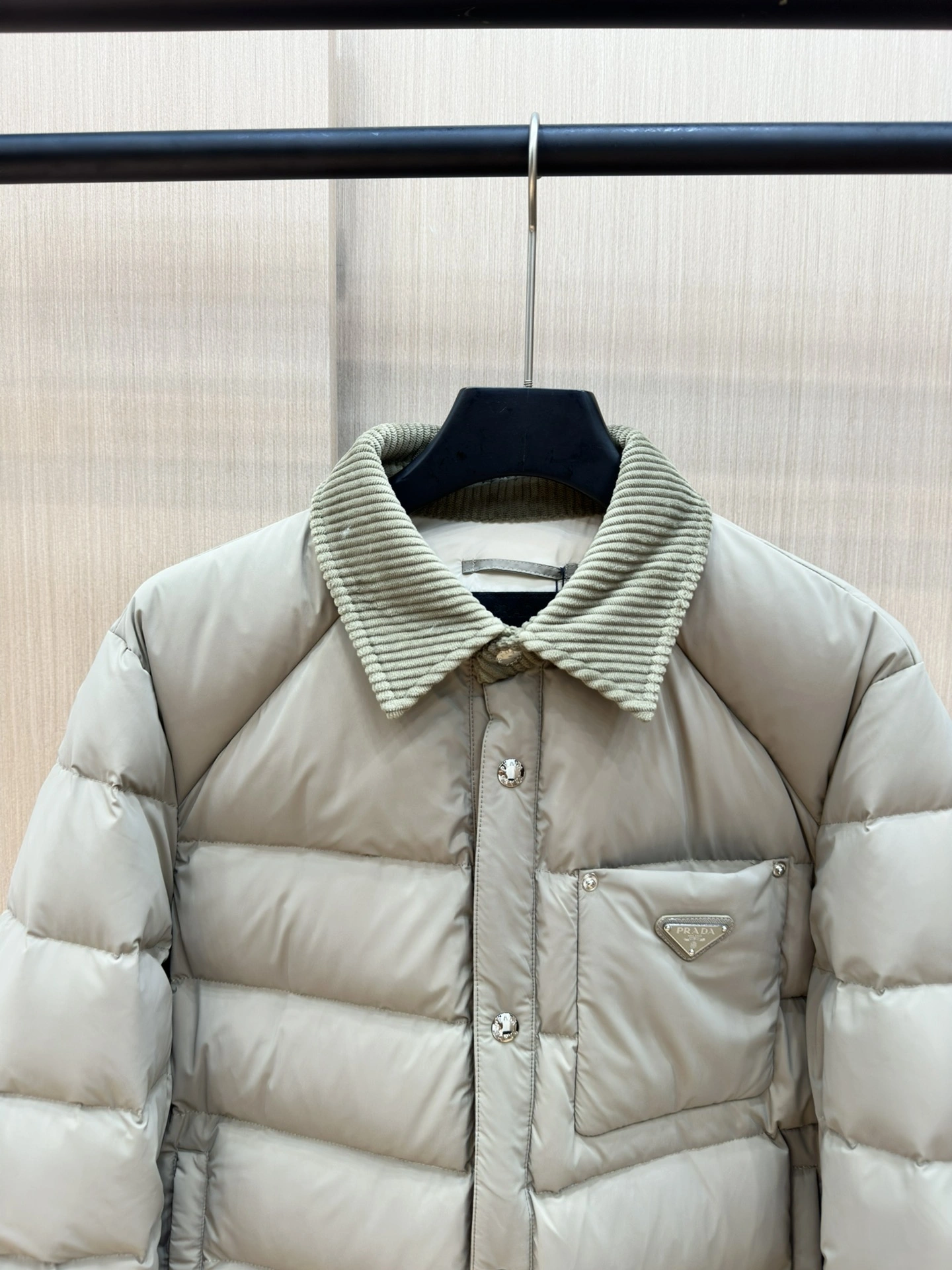 Prada Down Jackets Trendsetting 172439