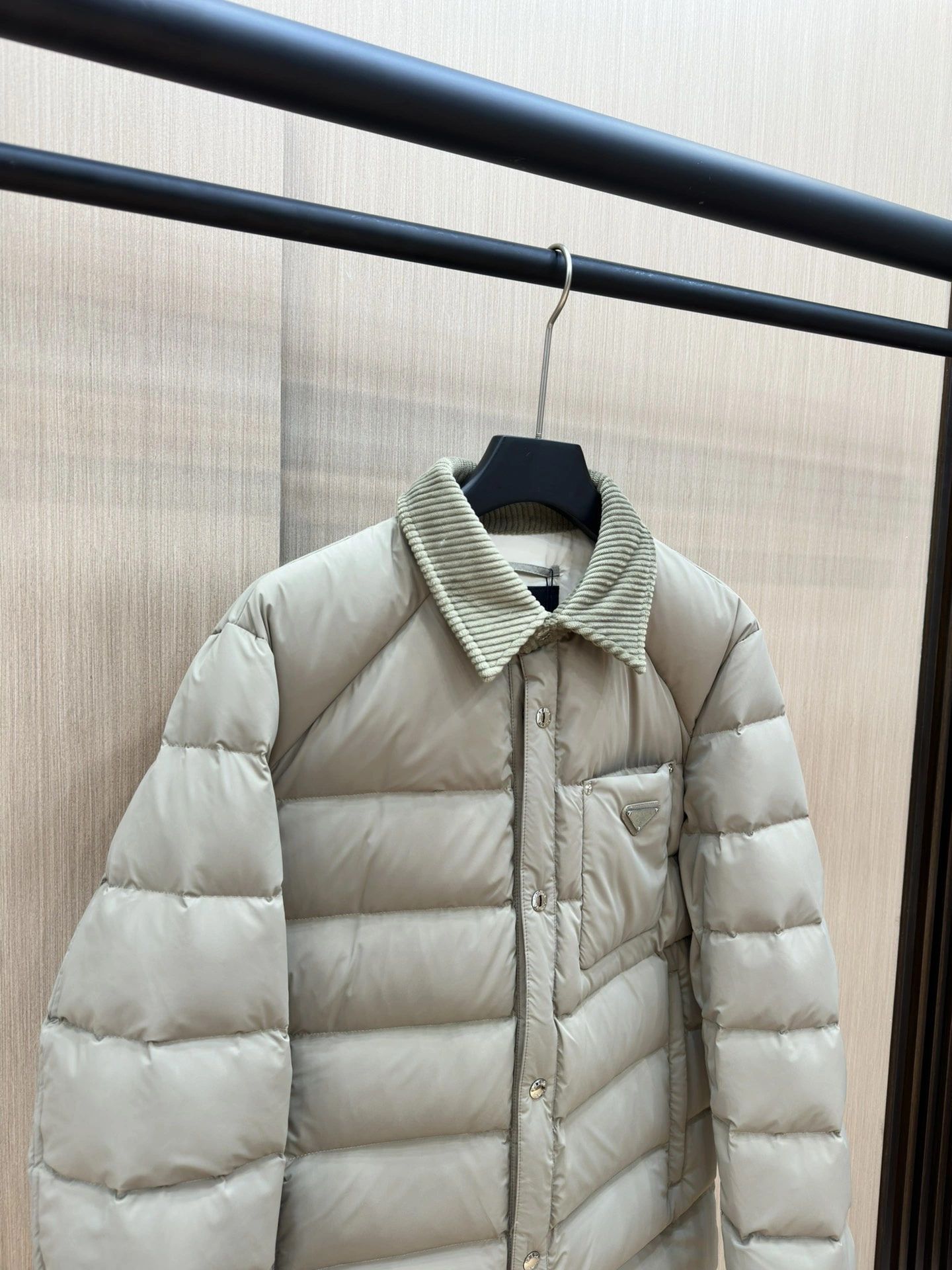 Prada Down Jackets Trendsetting 172439