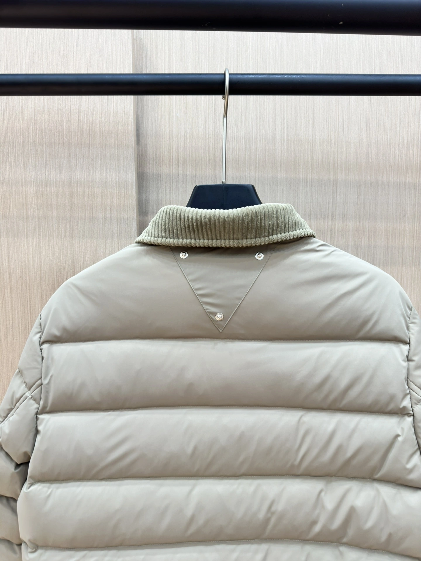 Prada Down Jackets Trendsetting 172439