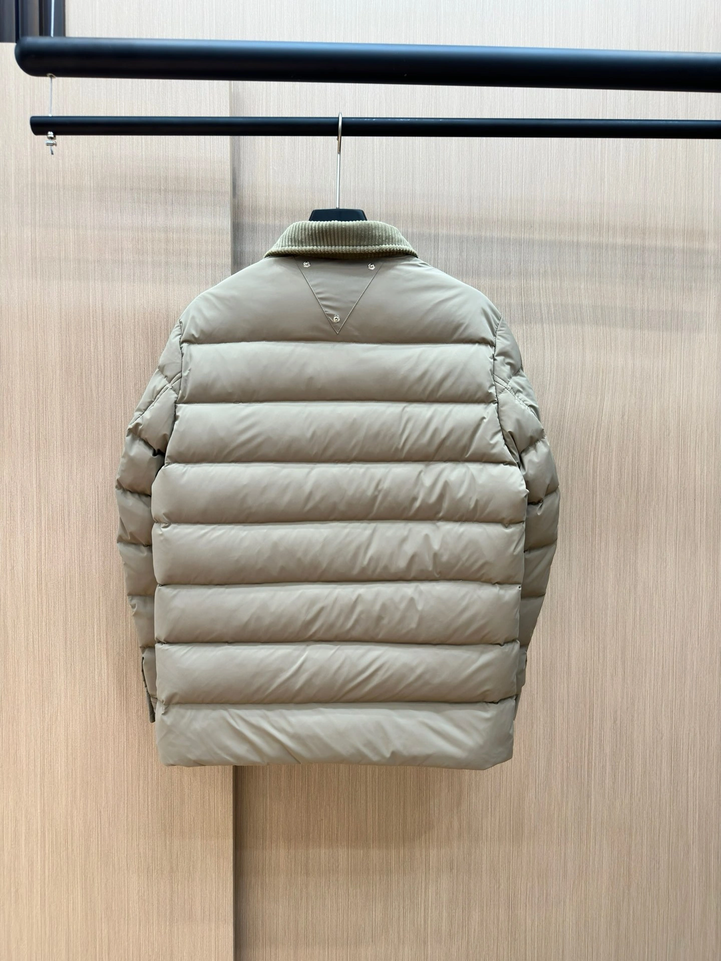 Prada Down Jackets Trendsetting 172439