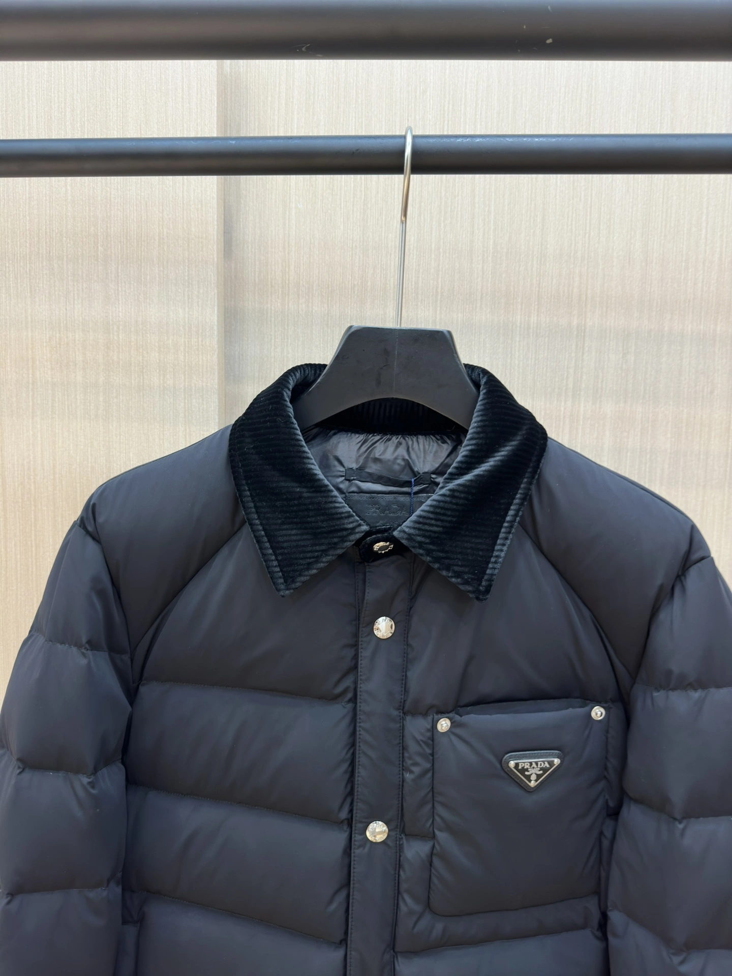 Original Prada Down Jackets 172436