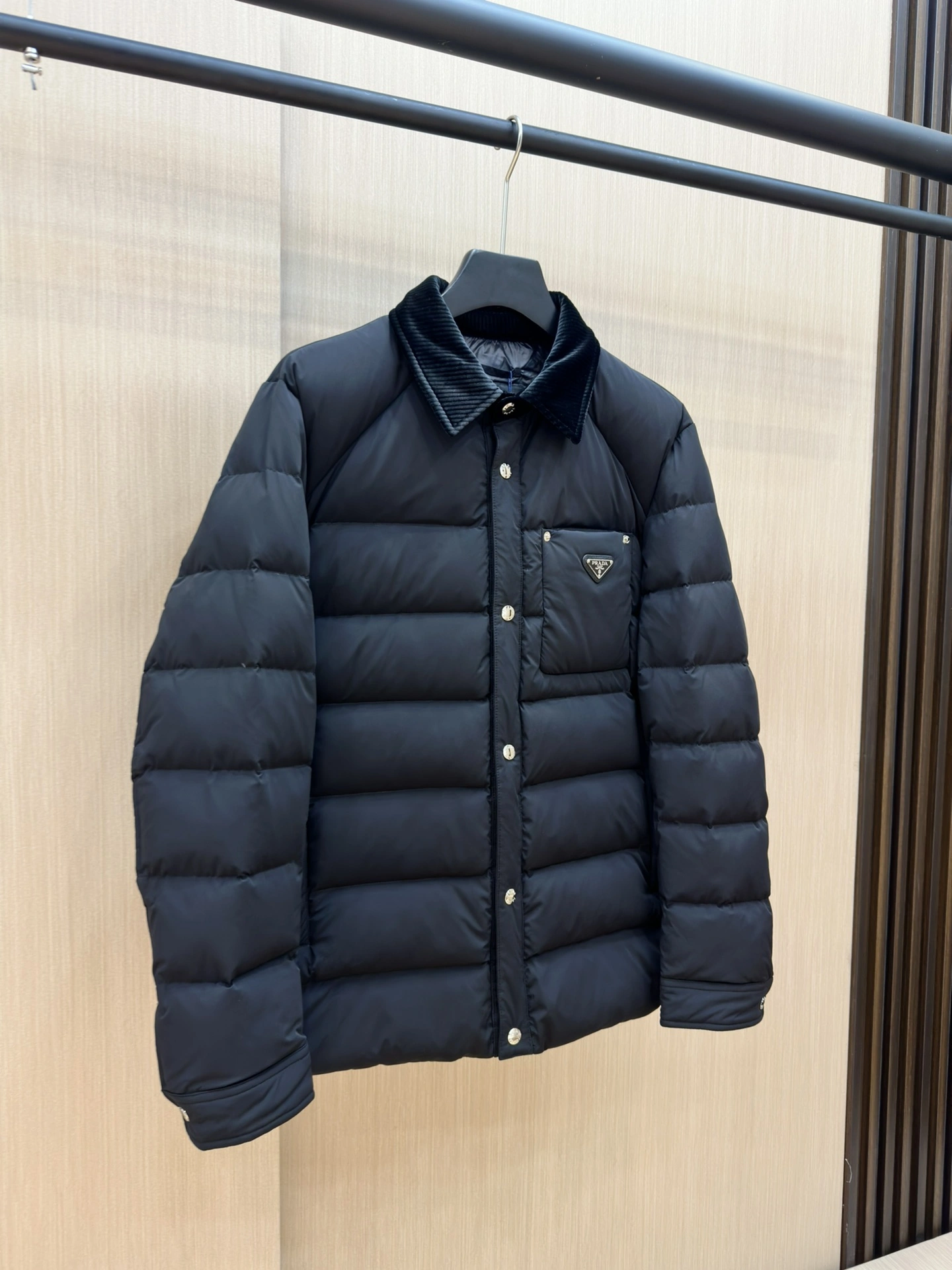 Original Prada Down Jackets 172436
