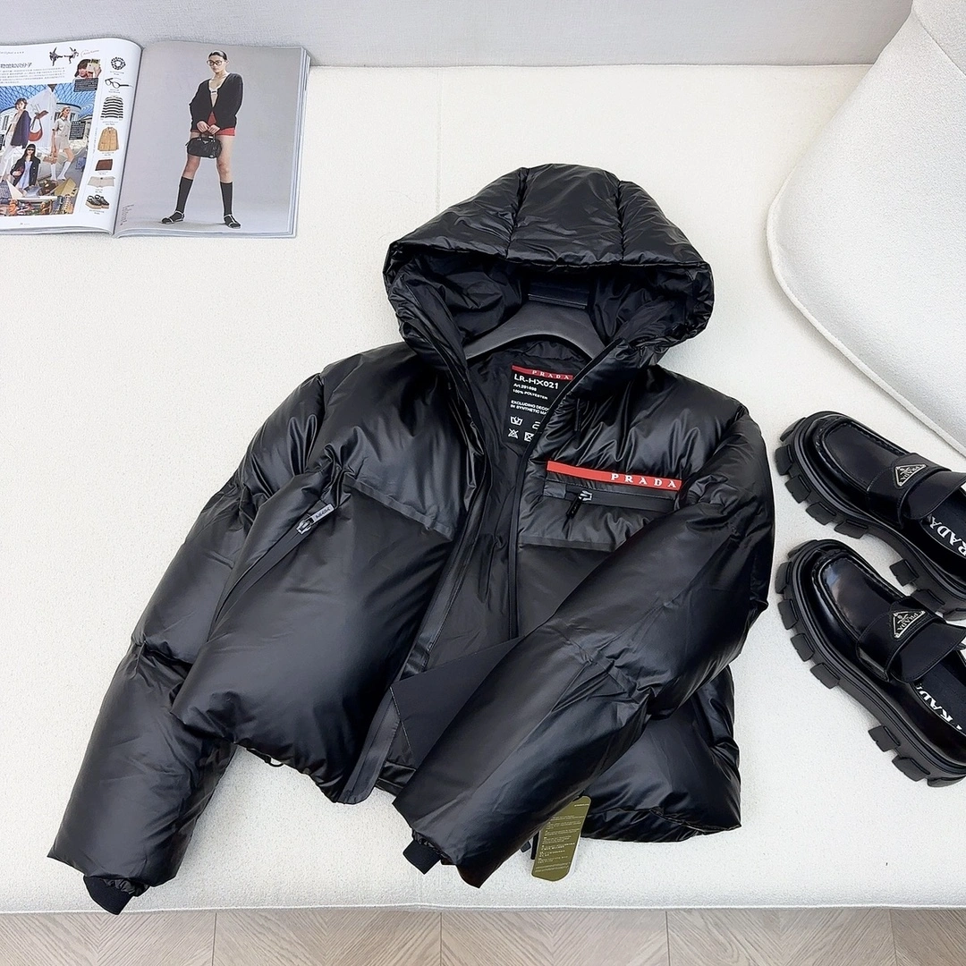 ModernLook Prada Down Jackets 172430