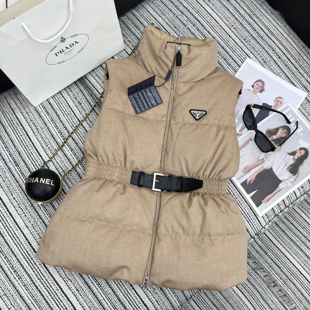 FlexibleFit Prada Down Jackets 172426