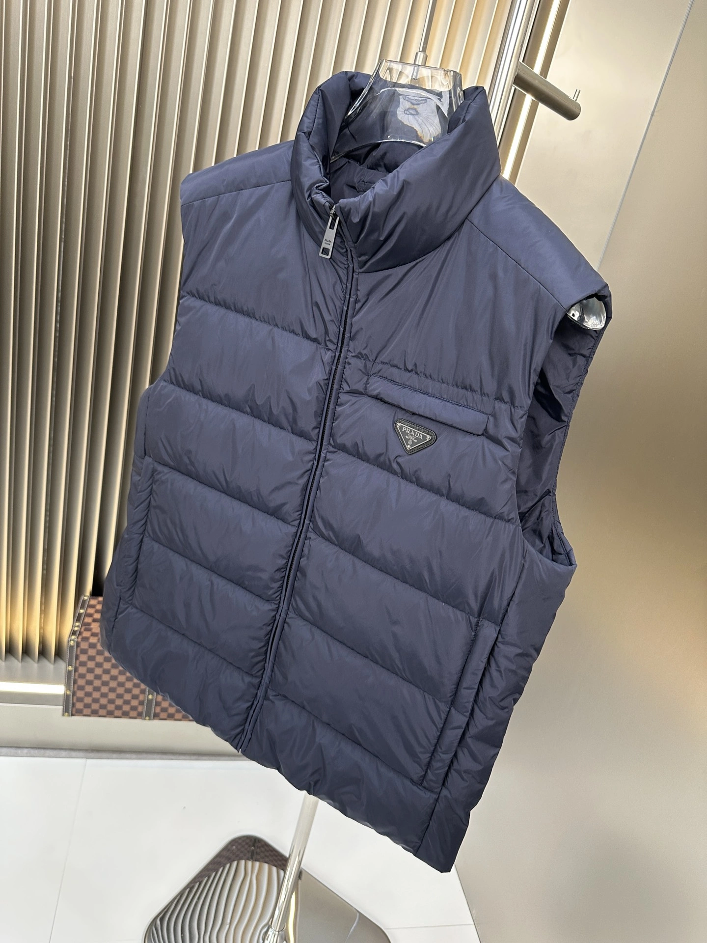 WellDesigned Prada Down Jackets 172435