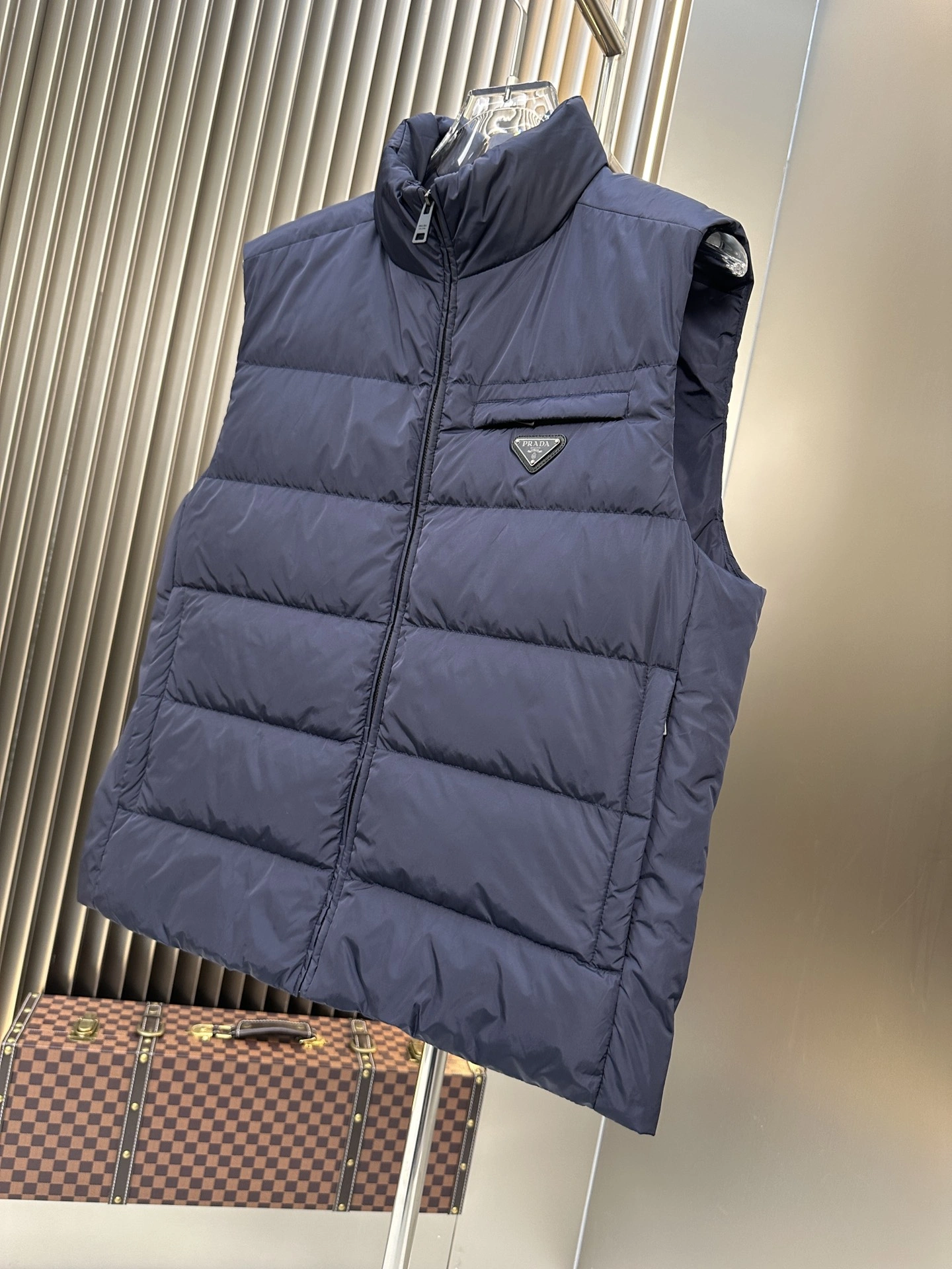 WellDesigned Prada Down Jackets 172435