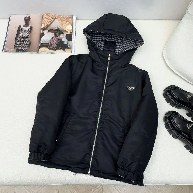 Flexible Prada Down Jackets 172234
