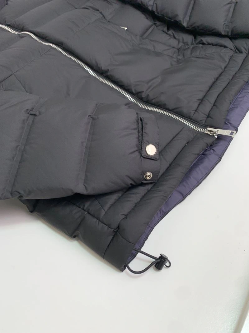ComfortFit Prada Down Jackets 172282