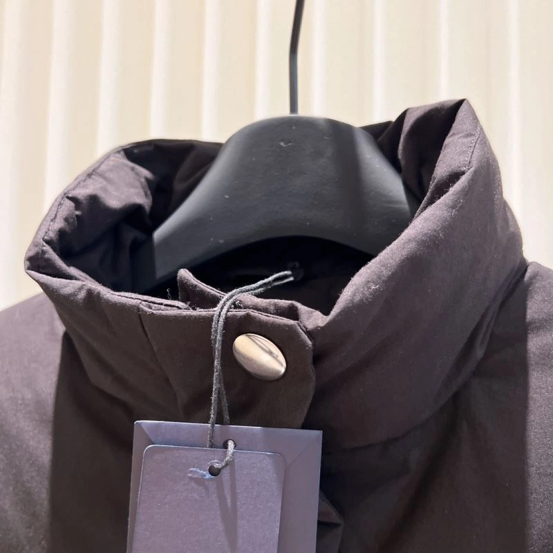Prada Down Jackets Stylish 172231