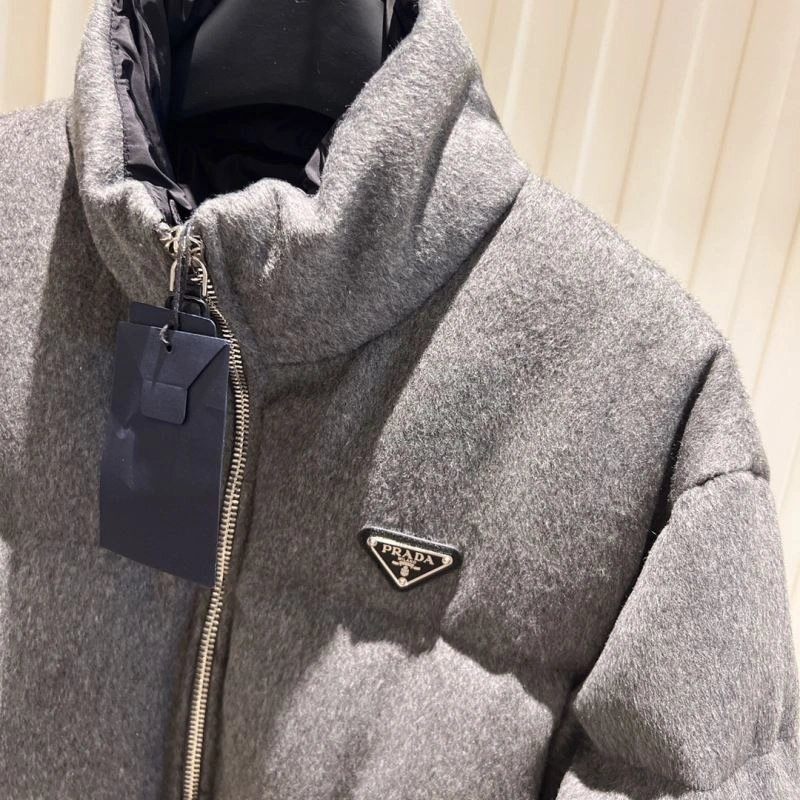 Prada Down Jackets Chic 172278
