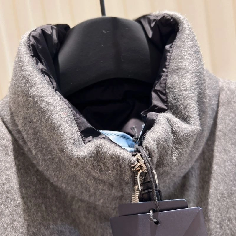 Prada Down Jackets Chic 172278