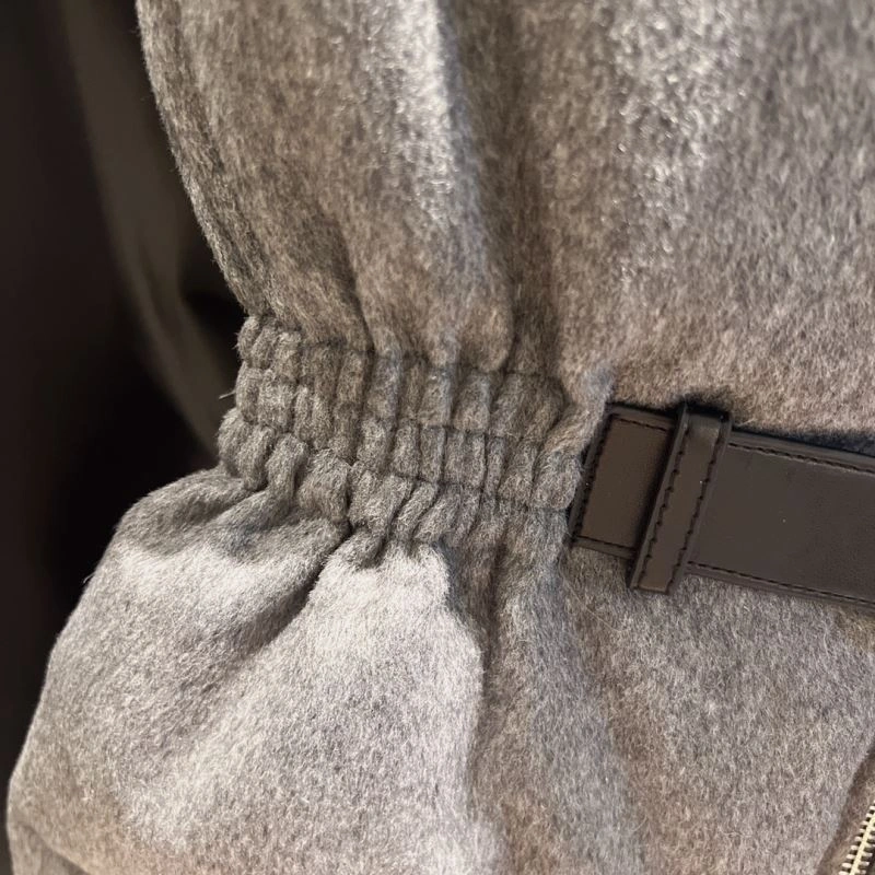 Prada Down Jackets Neat 172275