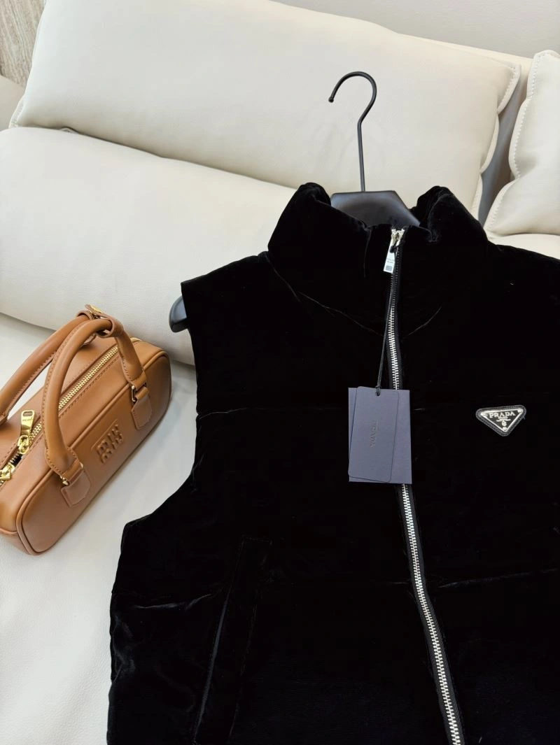 Practical Prada Down Jackets 172149