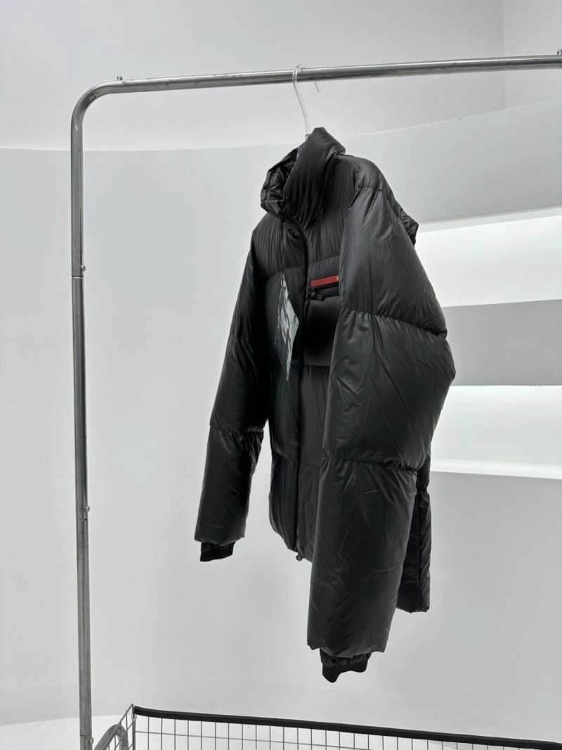 ZipUp Prada Down Jackets 172140
