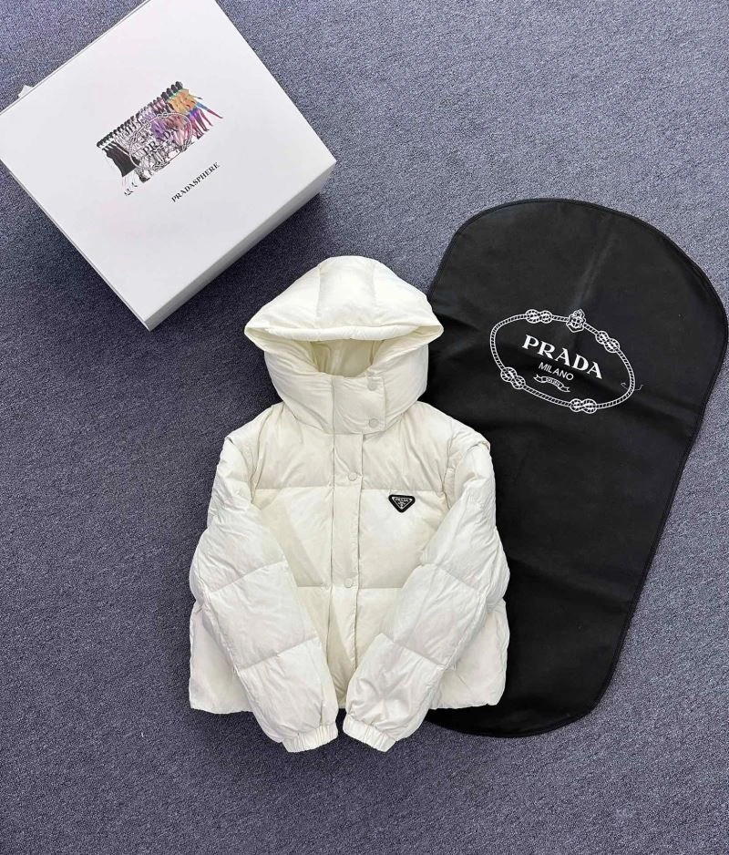 Vibrant Prada Down Jackets 172132