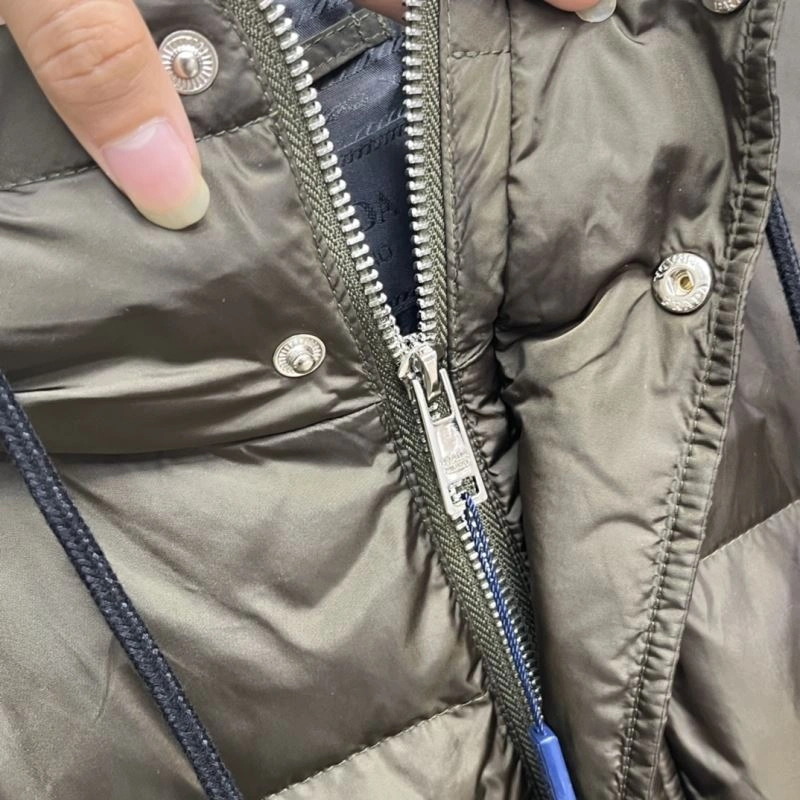 Prada Down Jackets EyeCatching 172155