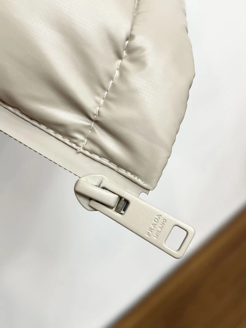 Prada Down Jackets Breathable 171838