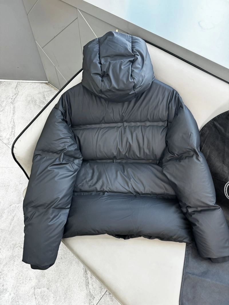 Prada Down Jackets Snug 171840