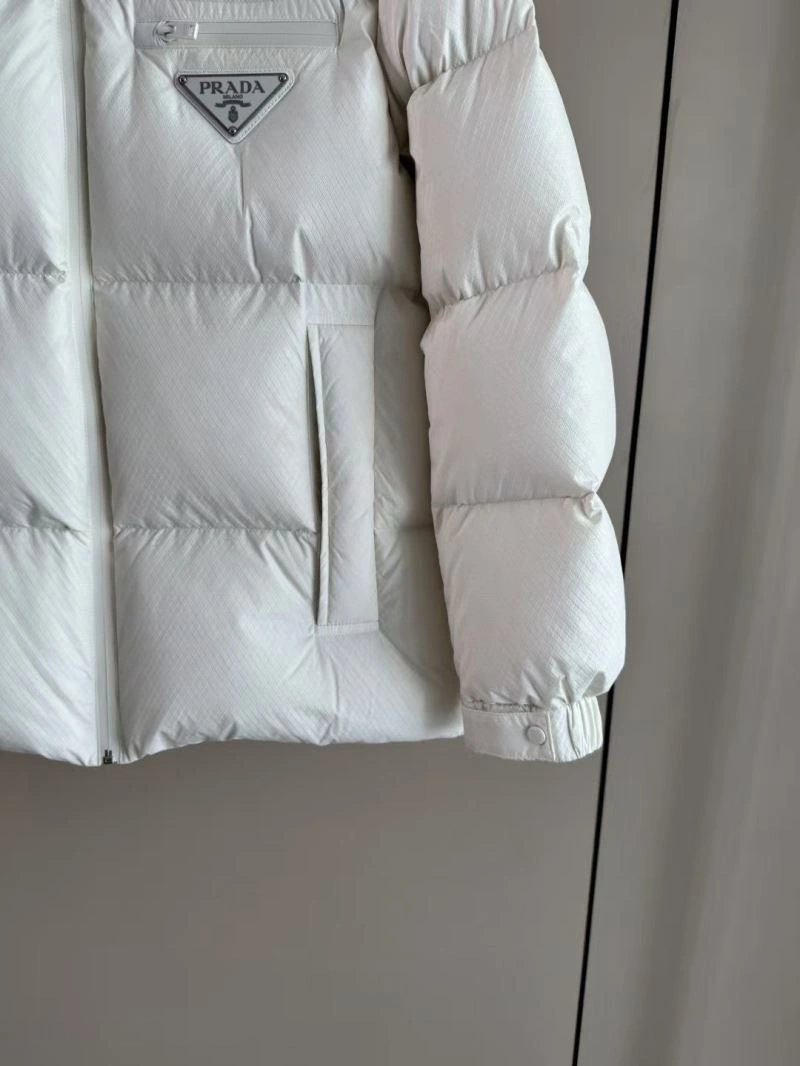 Prada Down Jackets Snug 171855