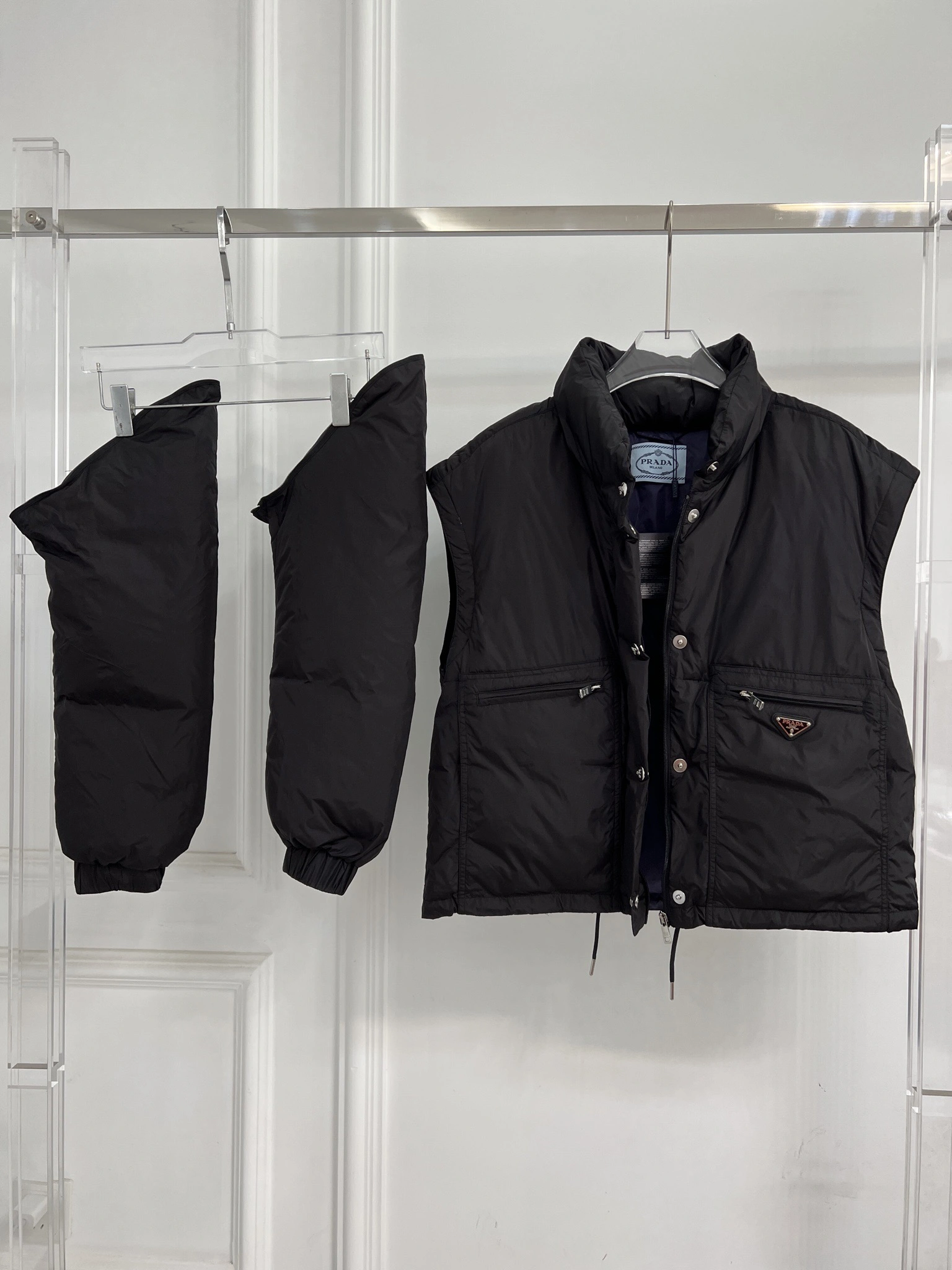 Prada Down Jackets WellDesigned 172416