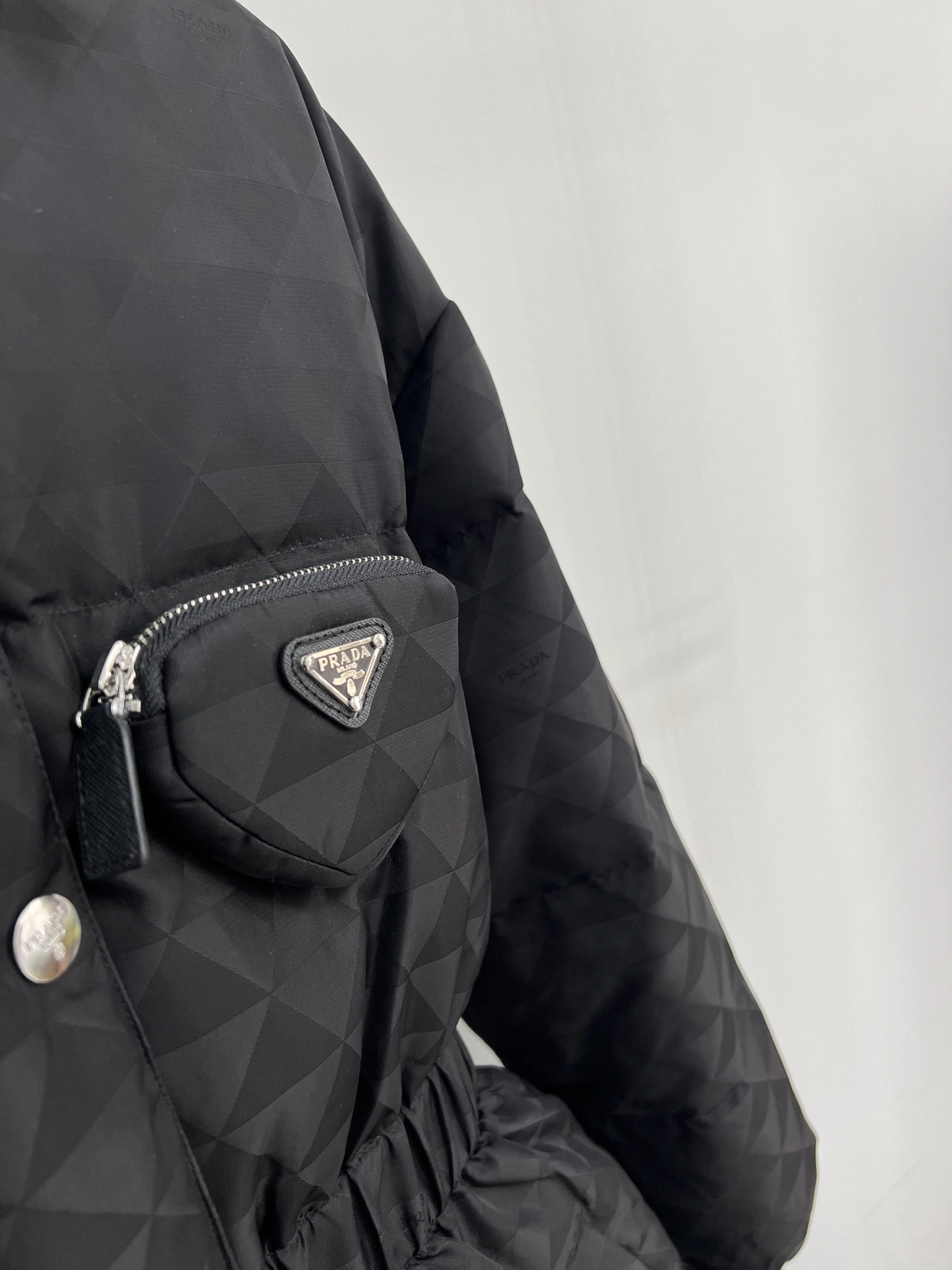 Prada Down Jackets Affordable 172447