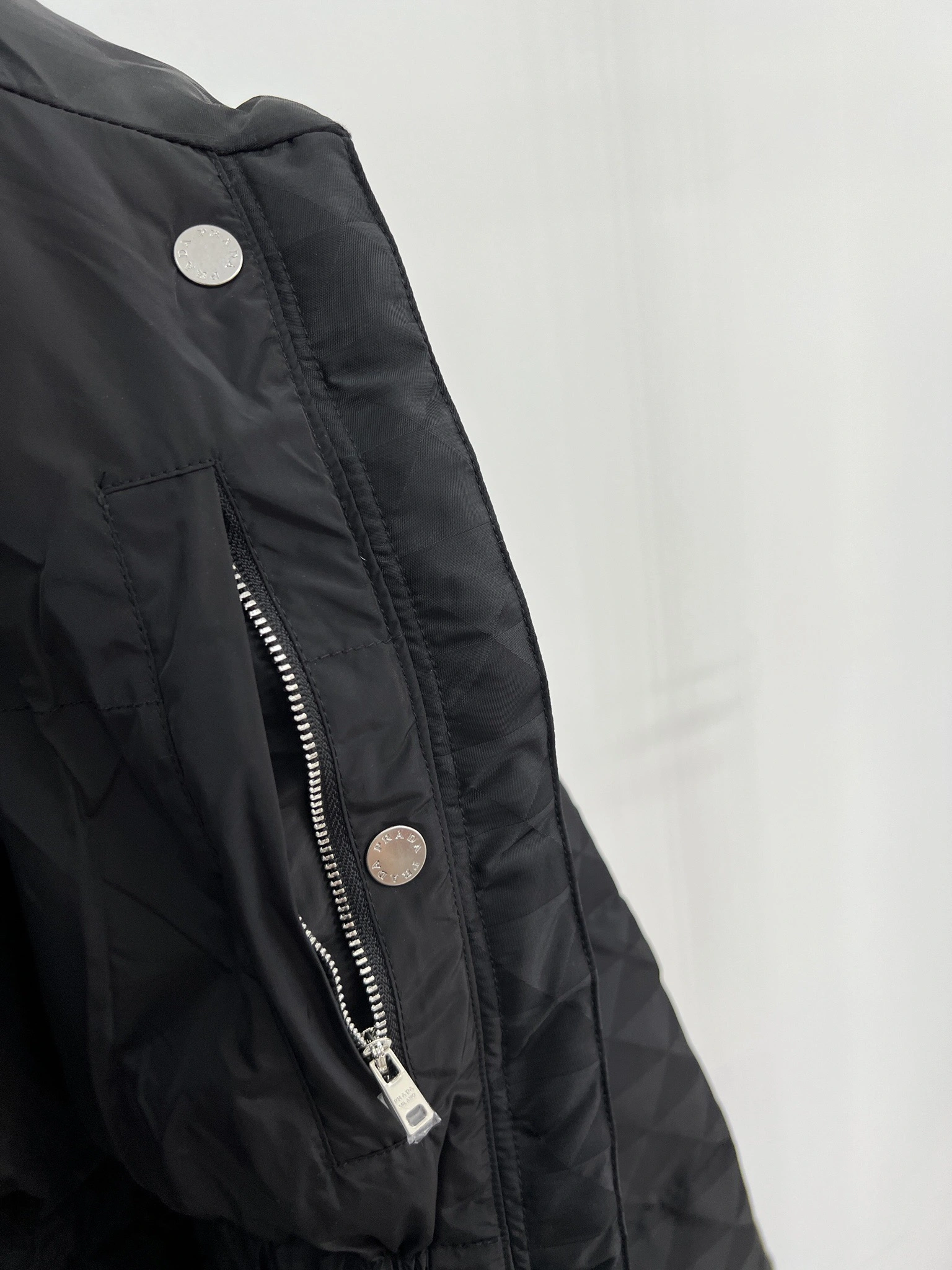 Prada Down Jackets Affordable 172447