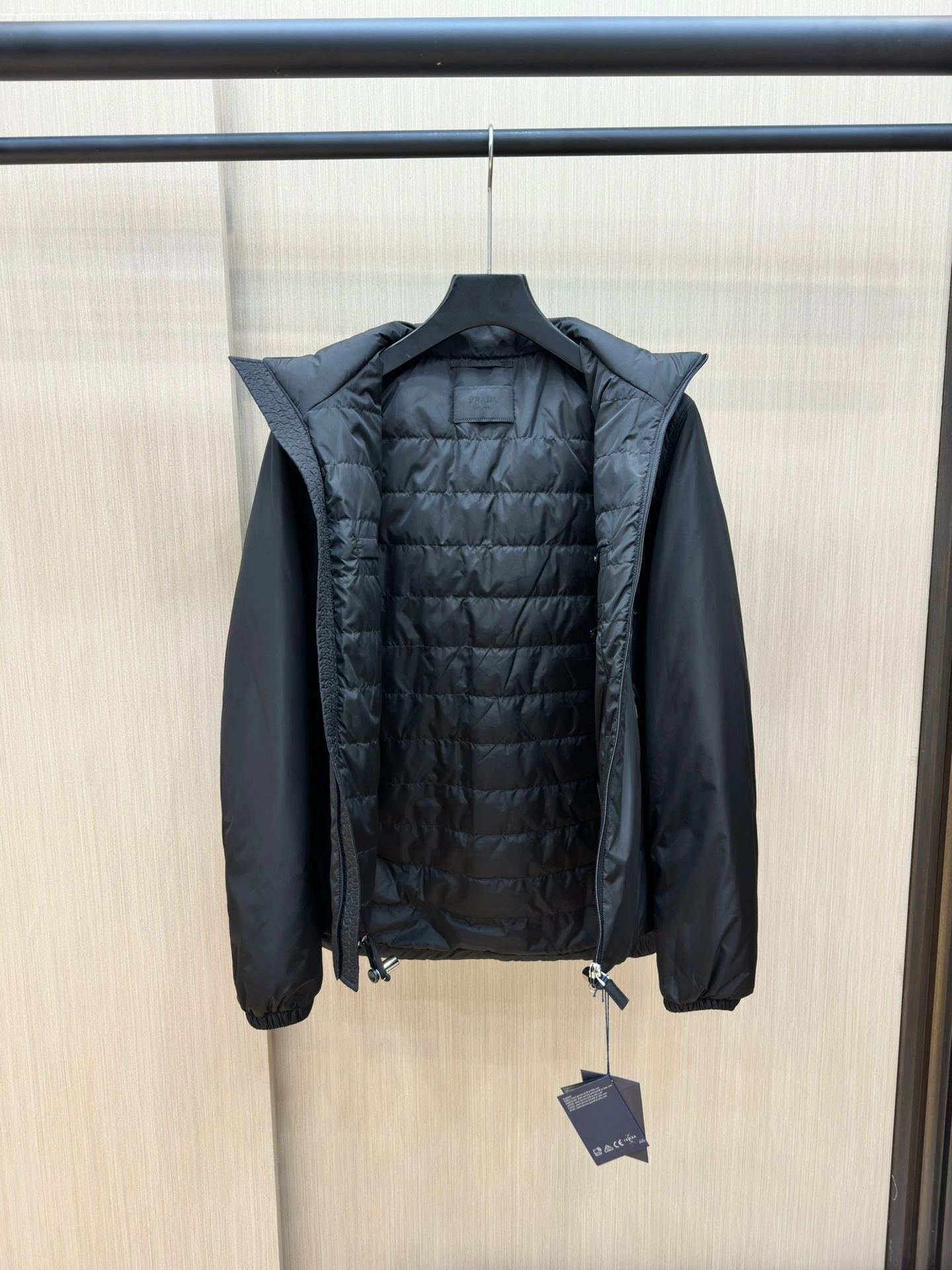 OdorResistant Prada Down Jackets 172408