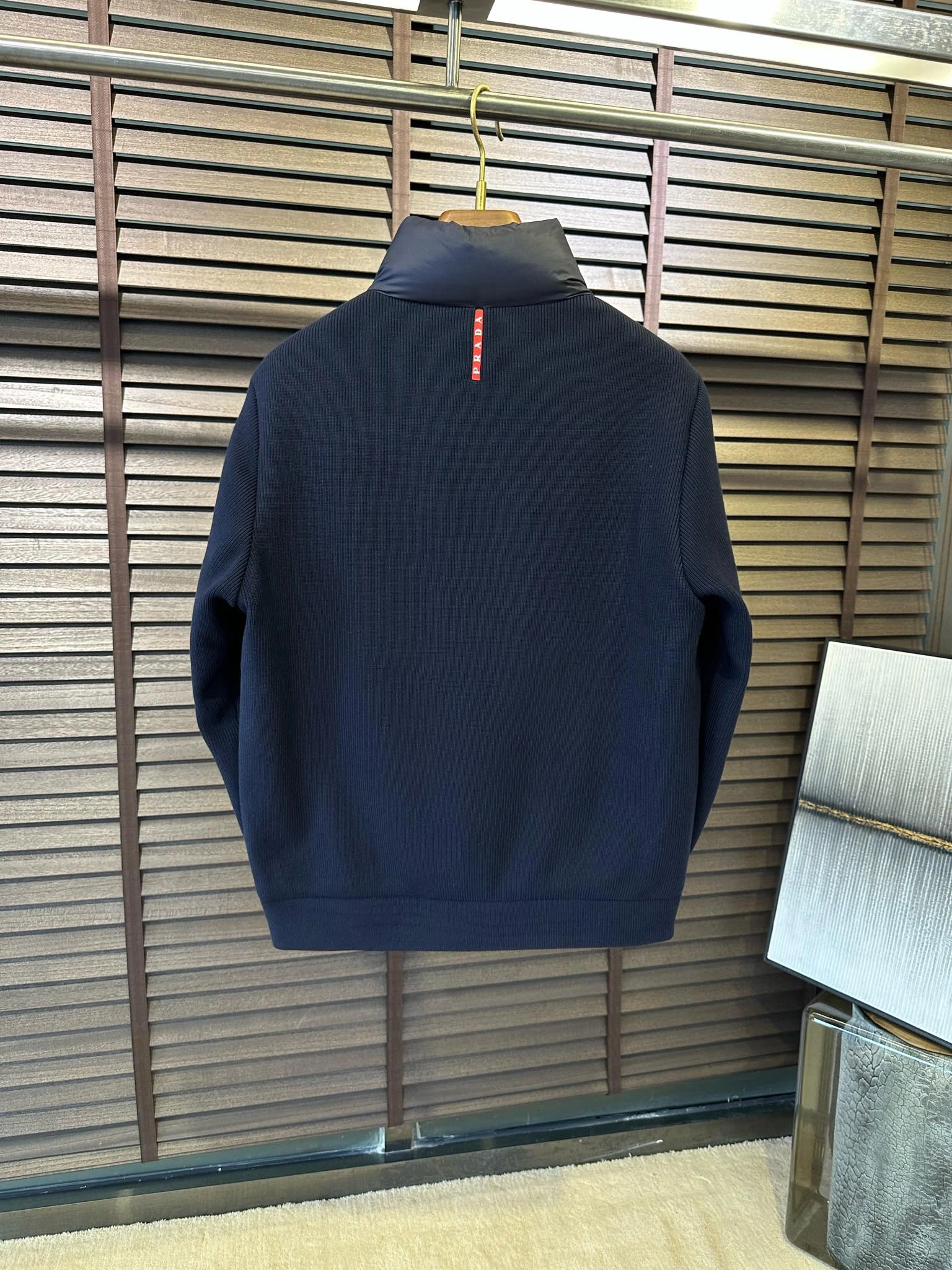 Prada Down Jackets Breathable 172404