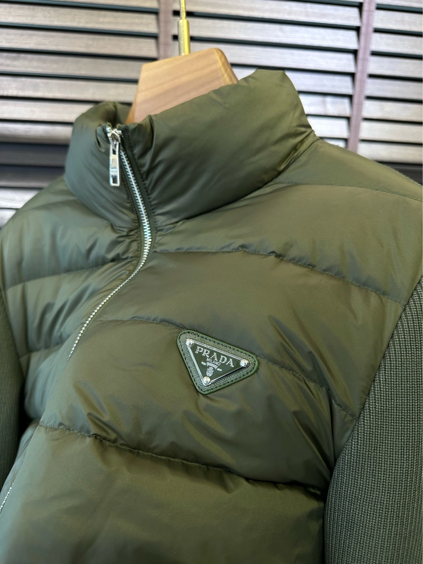 Prada Down Jackets Durable 172409