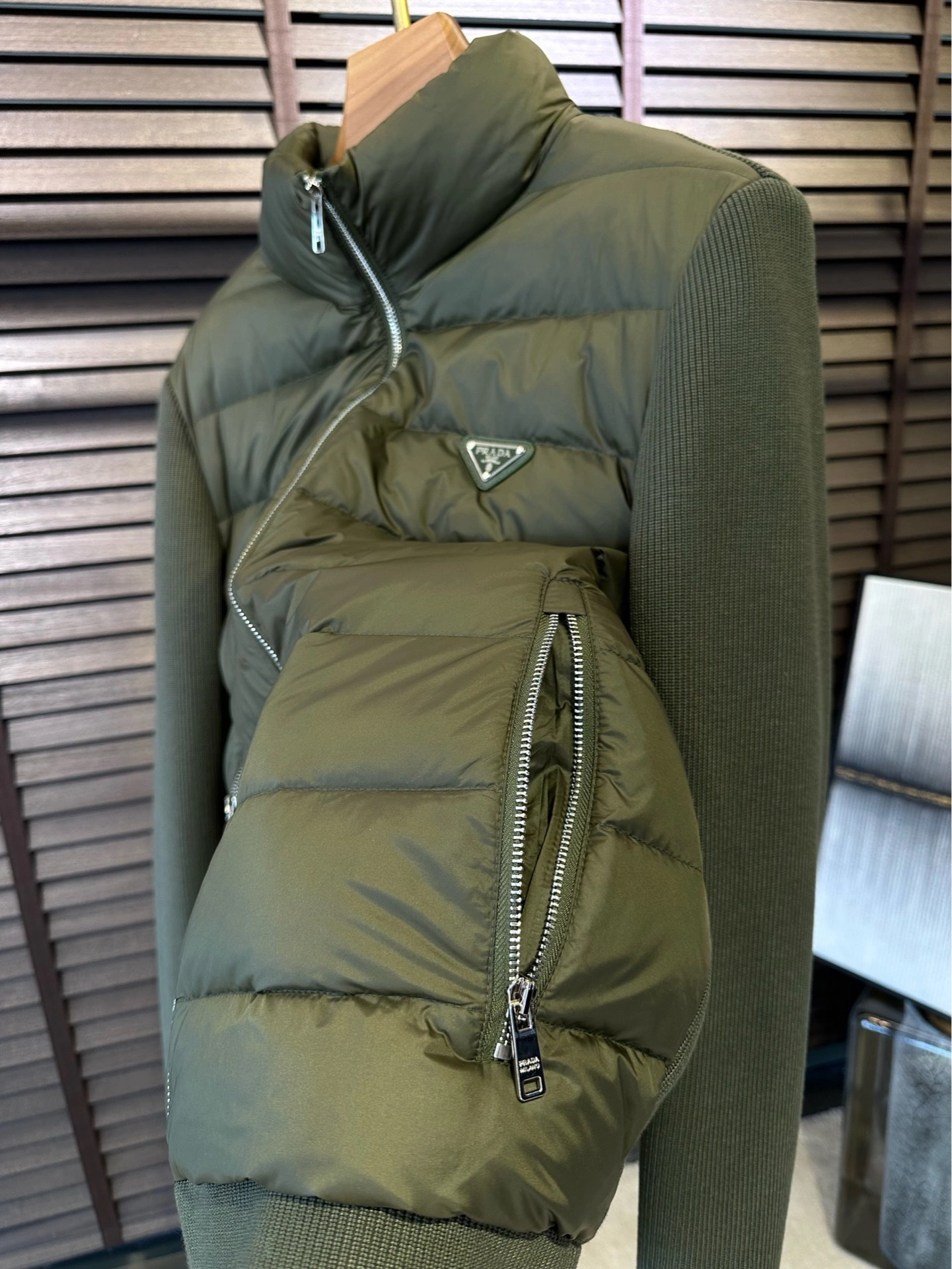 Prada Down Jackets Durable 172409
