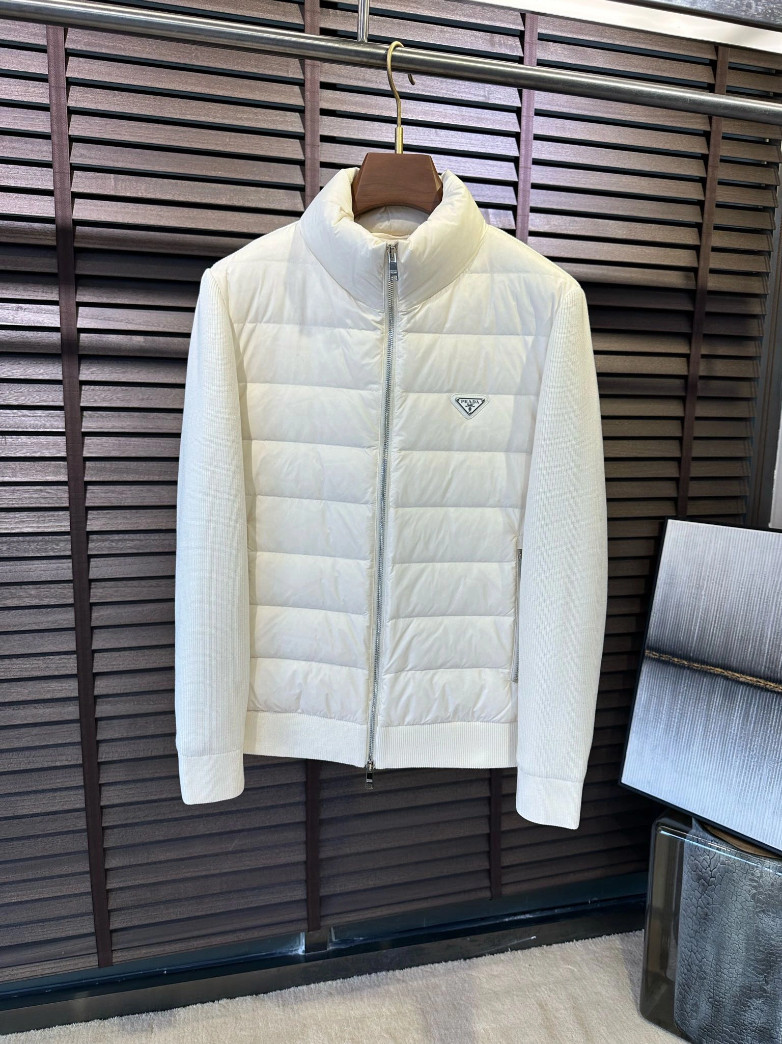 Prada Down Jackets Trendy 172406