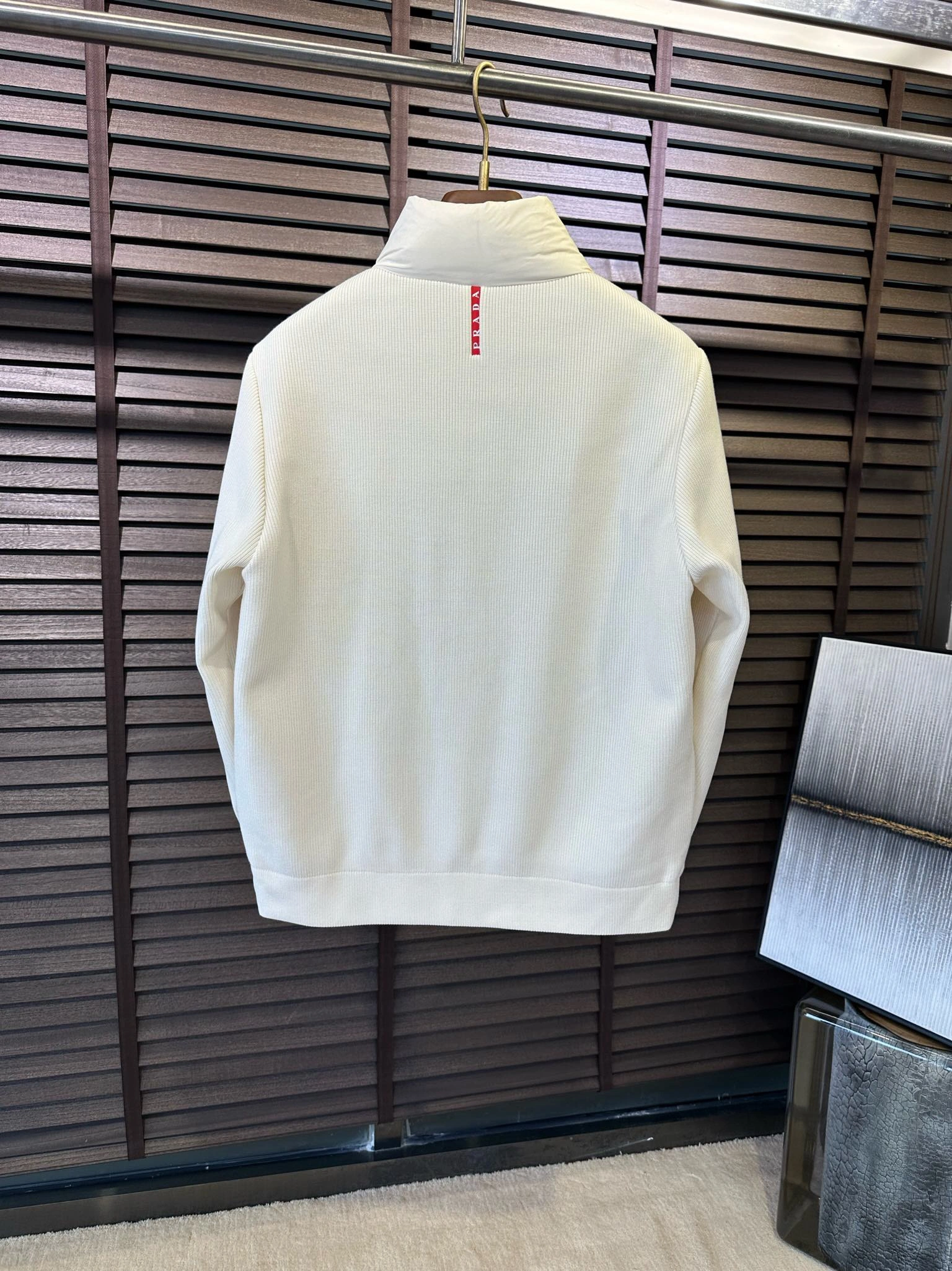 Prada Down Jackets Trendy 172406