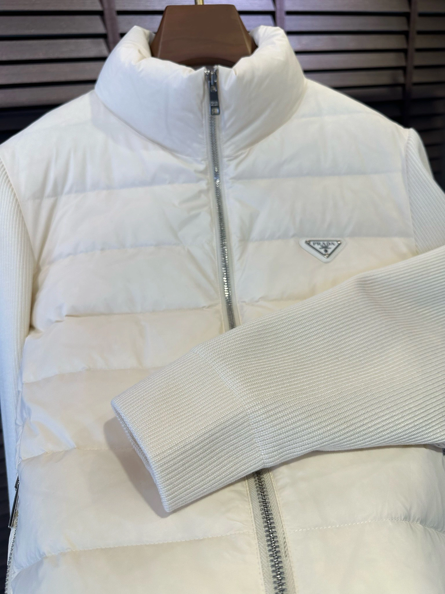 Prada Down Jackets Trendy 172406