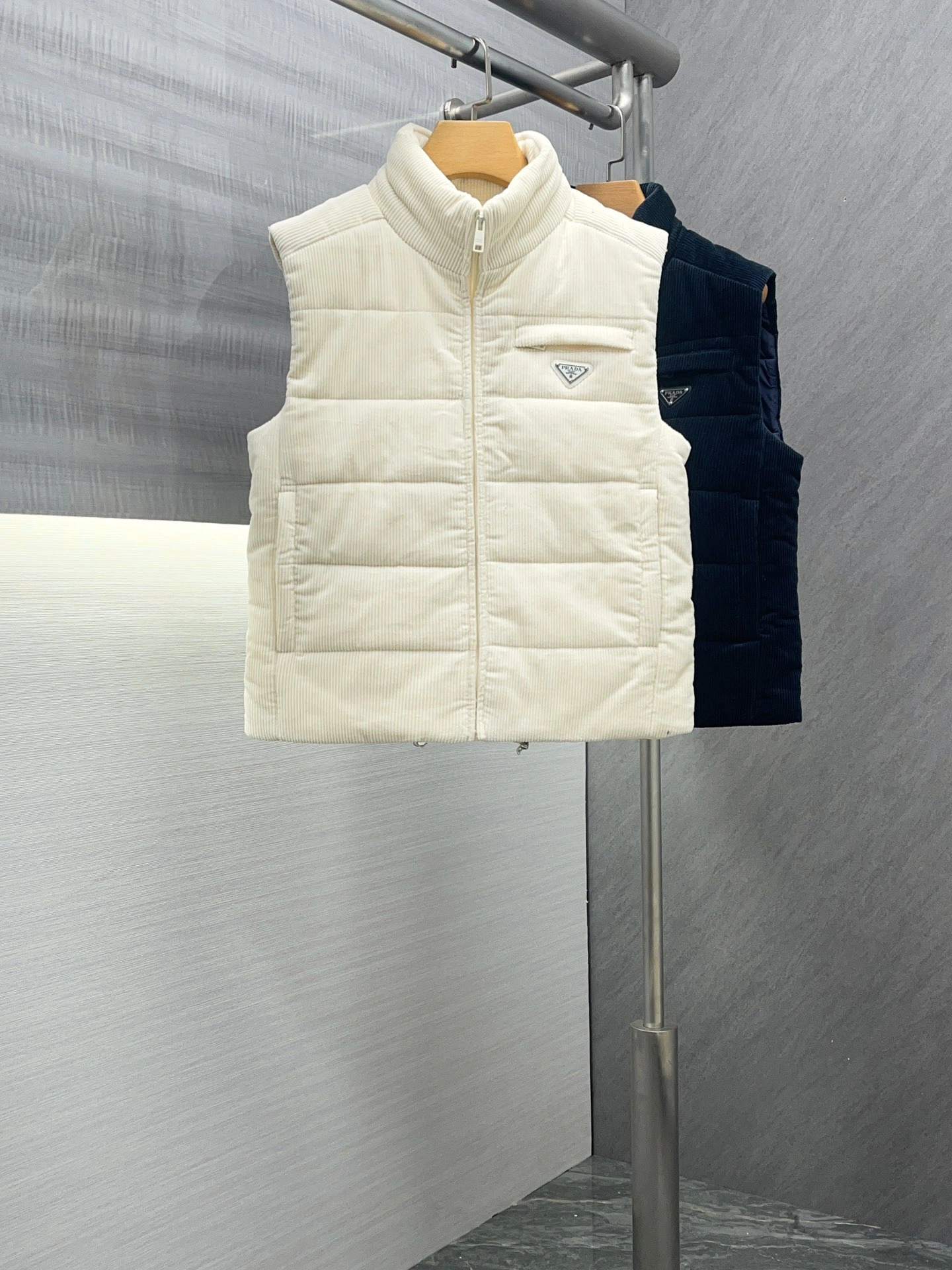 Prada Down Jackets SportInspired 172414
