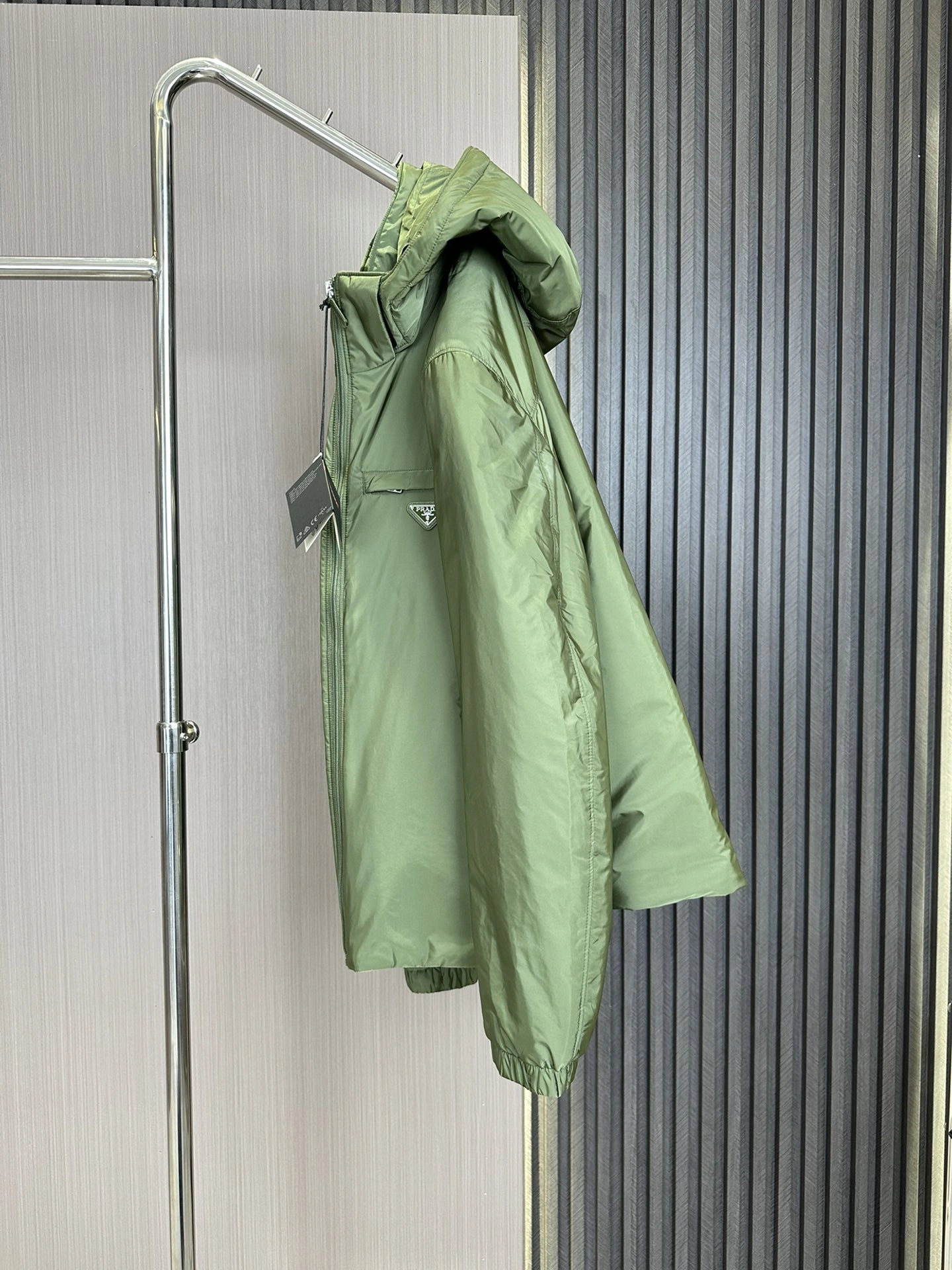 Fashionable Prada Down Jackets 172389