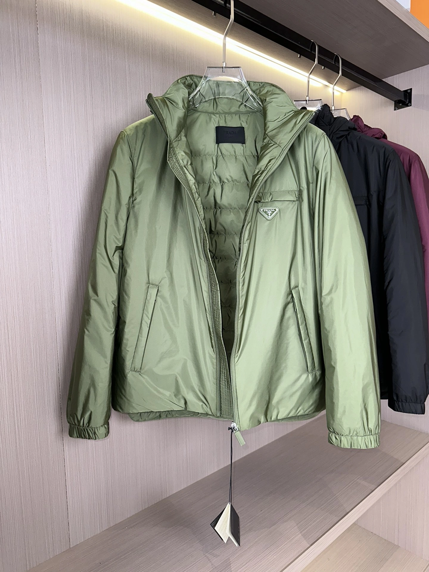 Fashionable Prada Down Jackets 172389